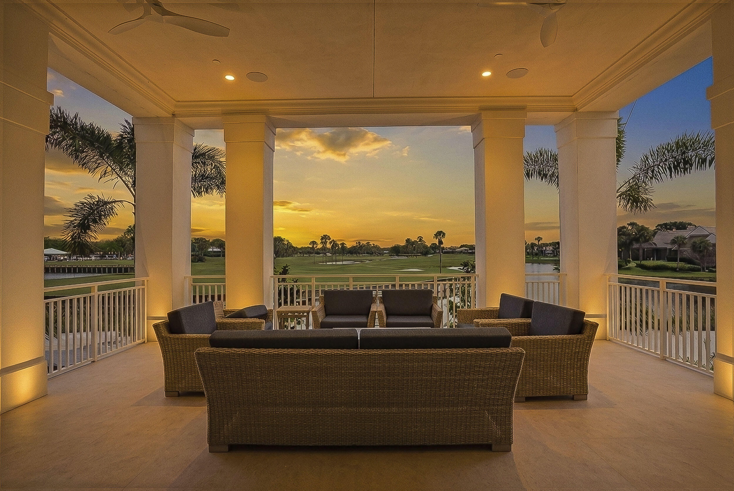 5172 SE Club #207, Stuart FL 34997