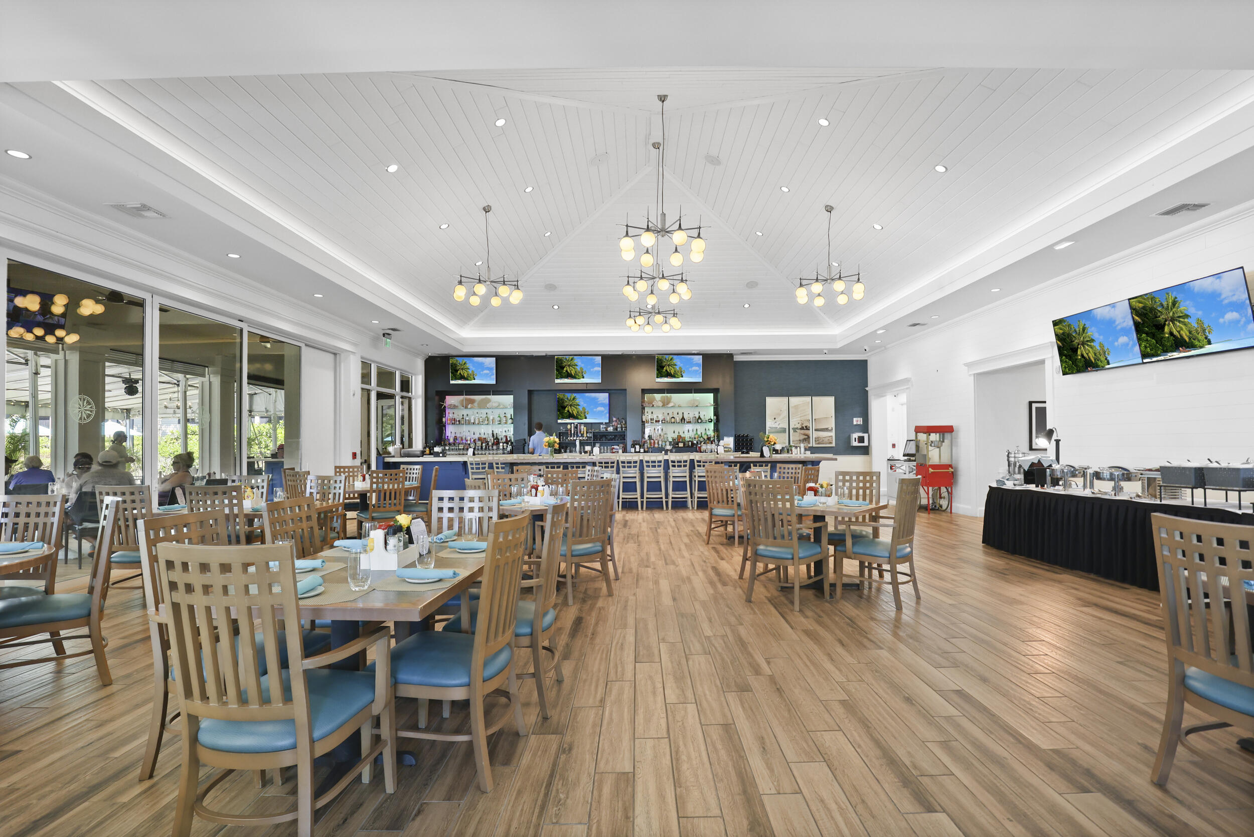 5172 SE Club #207, Stuart FL 34997