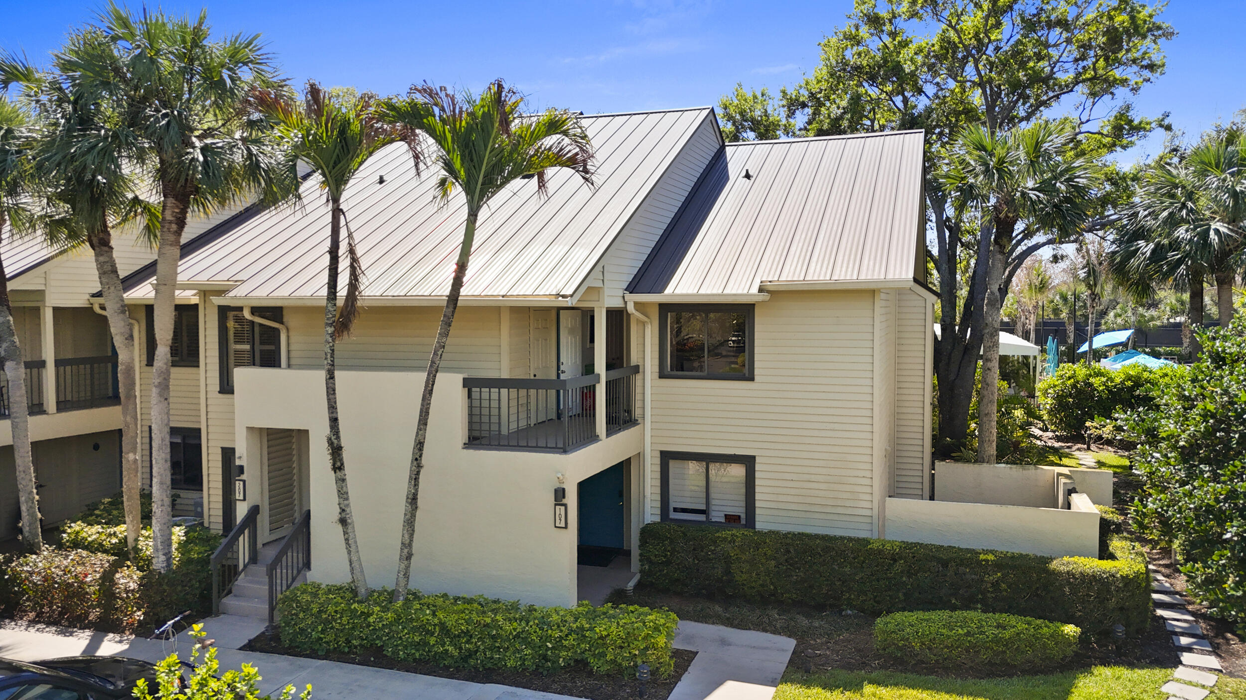 5172 SE Club #207, Stuart FL 34997