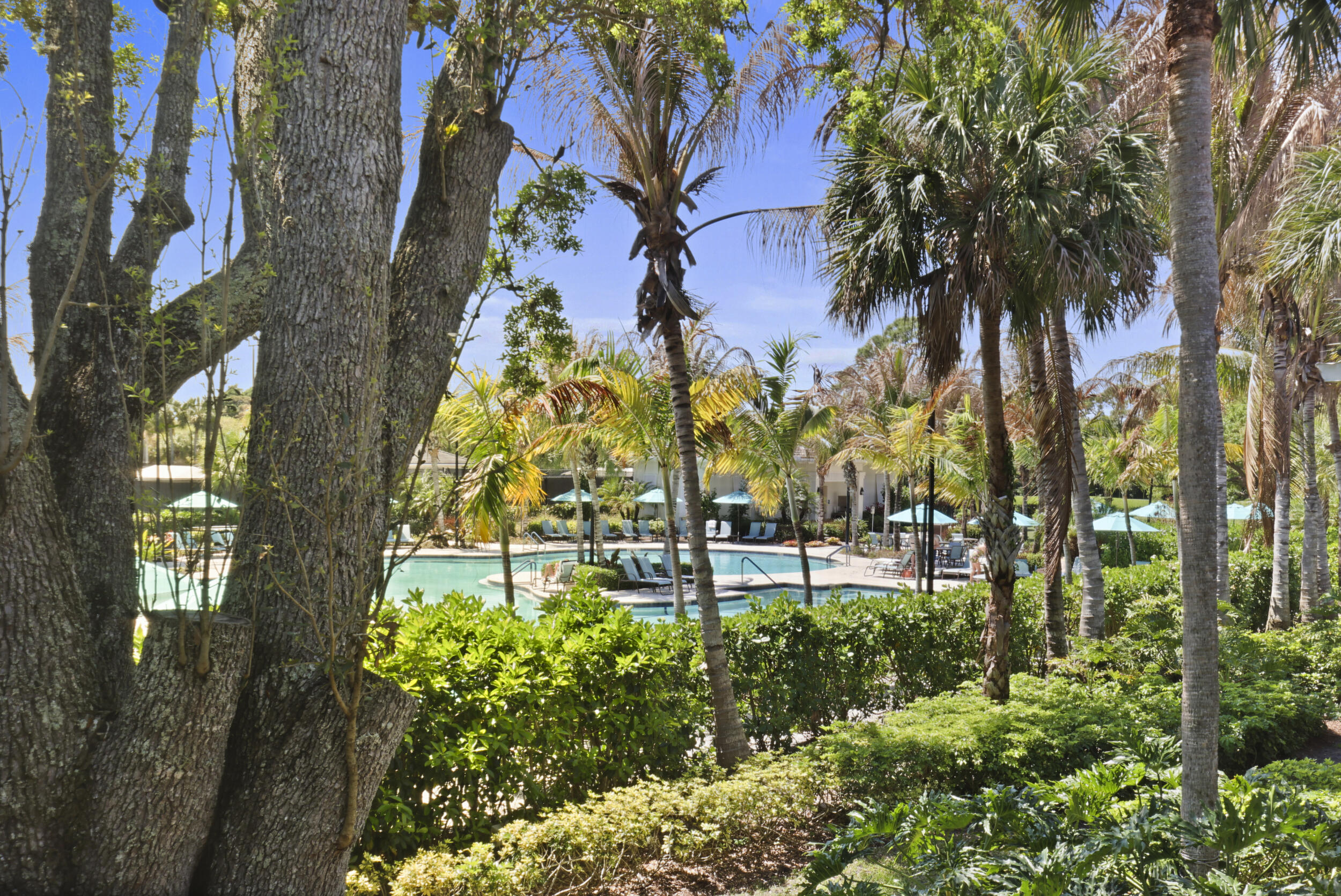 5172 SE Club #207, Stuart FL 34997