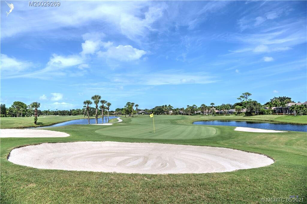 5172 SE Club #207, Stuart FL 34997