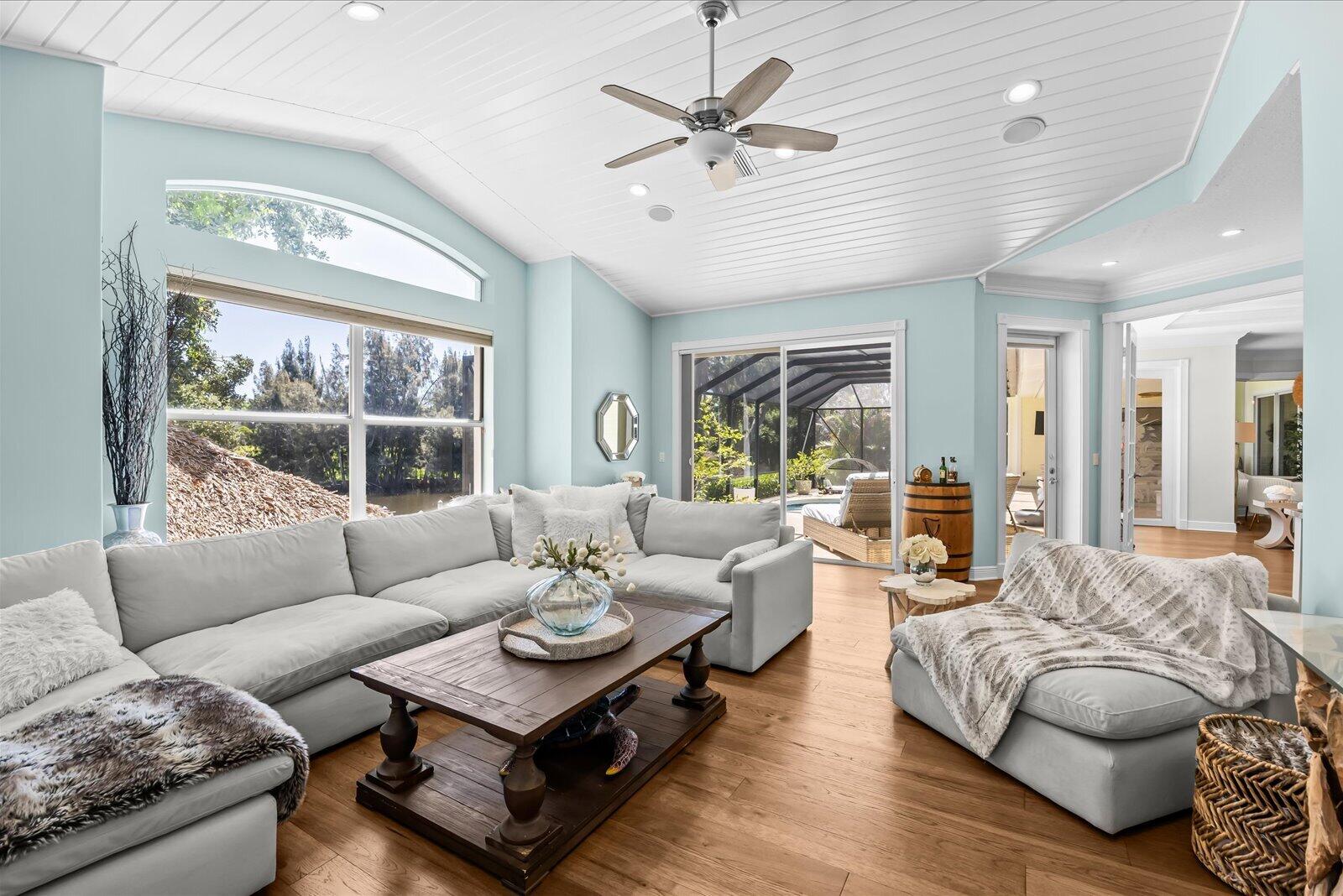 851 SW Pine Tree, Palm City FL 34990
