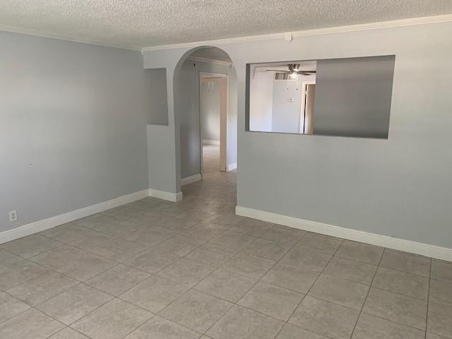 1001 SW 74th #101a, North Lauderdale FL 33068