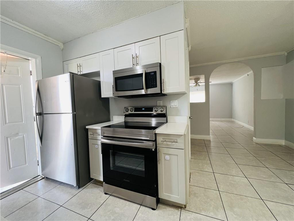 1001 SW 74th #101a, North Lauderdale FL 33068