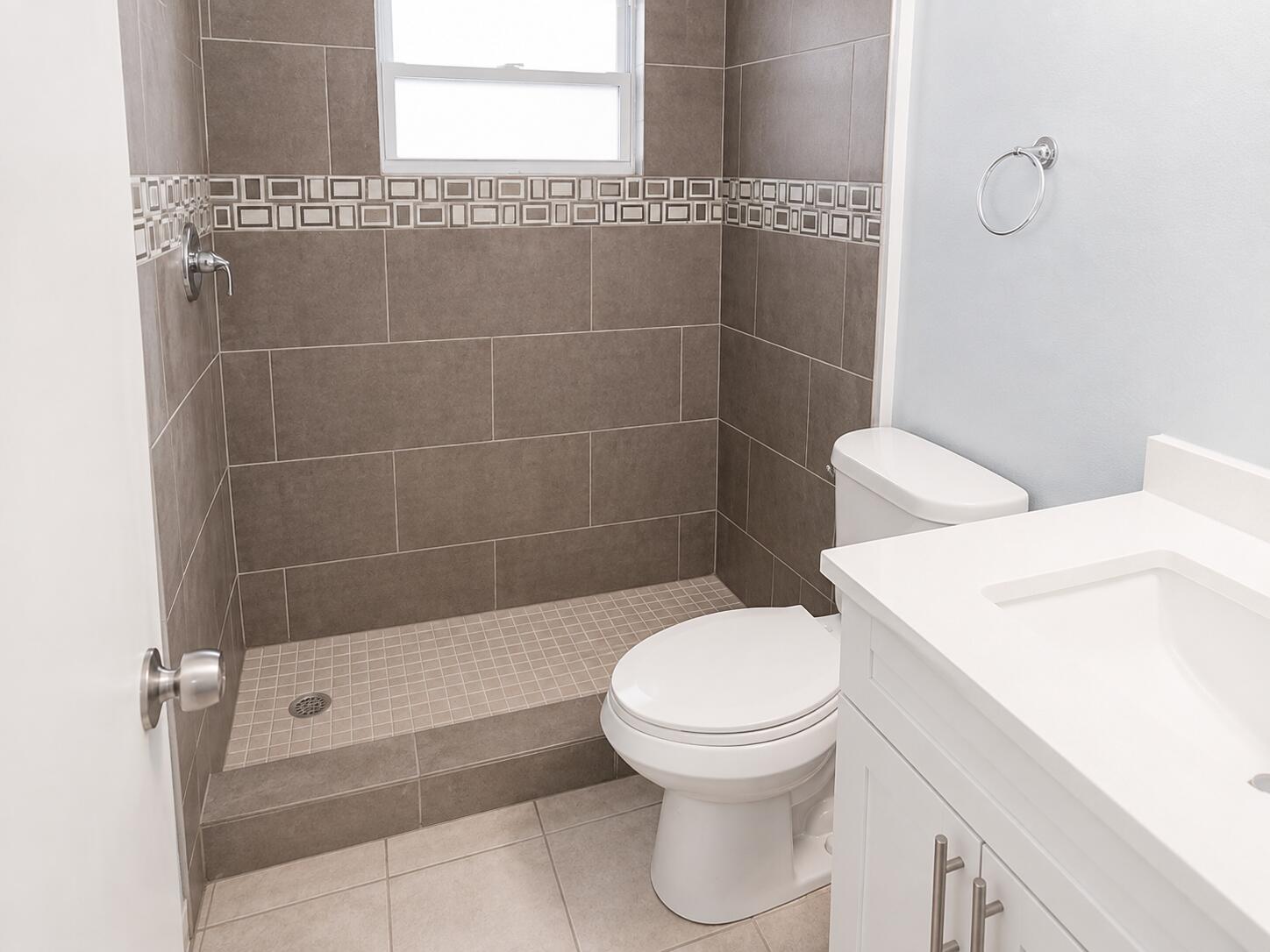 1001 SW 74th #101a, North Lauderdale FL 33068