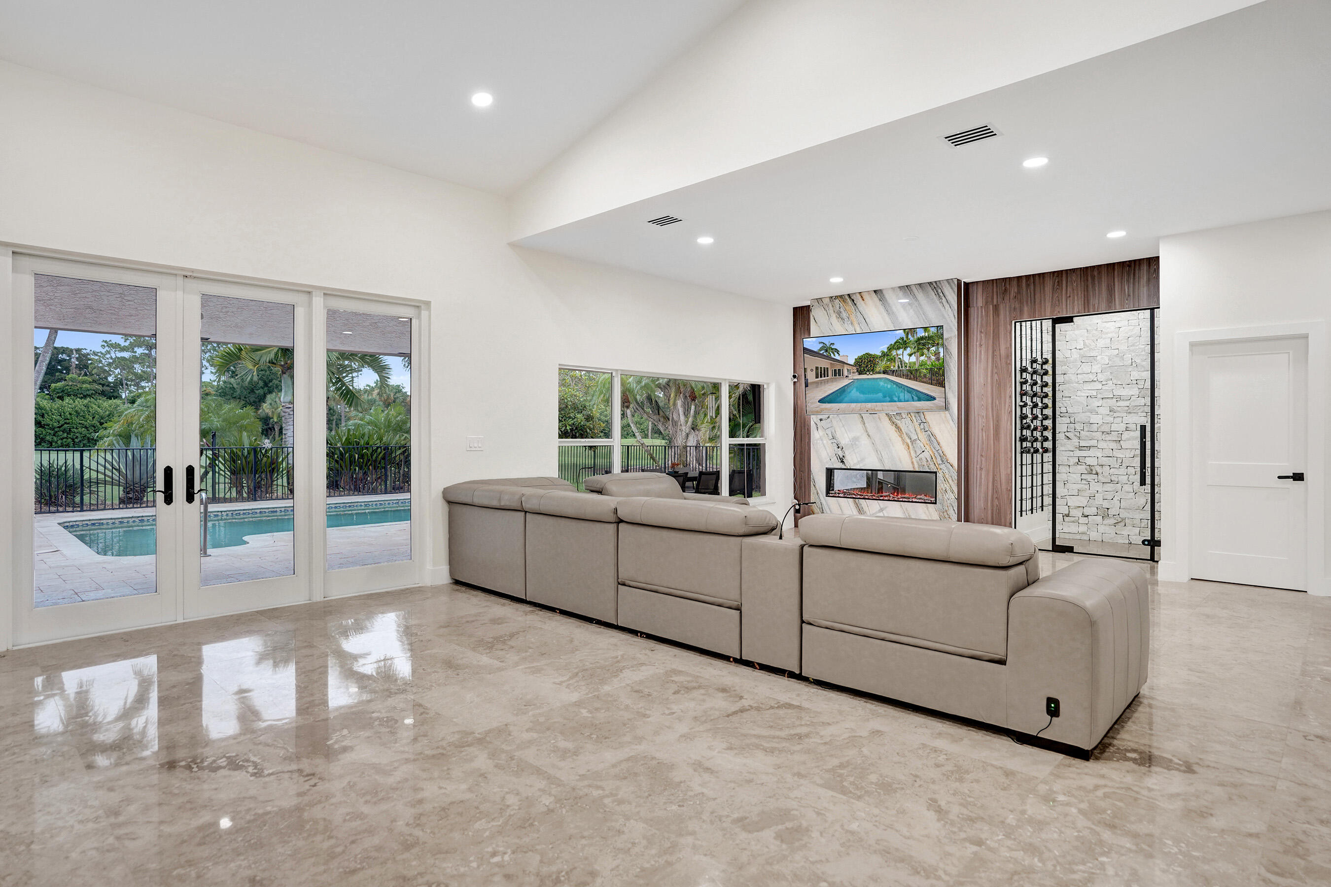 10630 Boca Woods, Boca Raton FL 33428