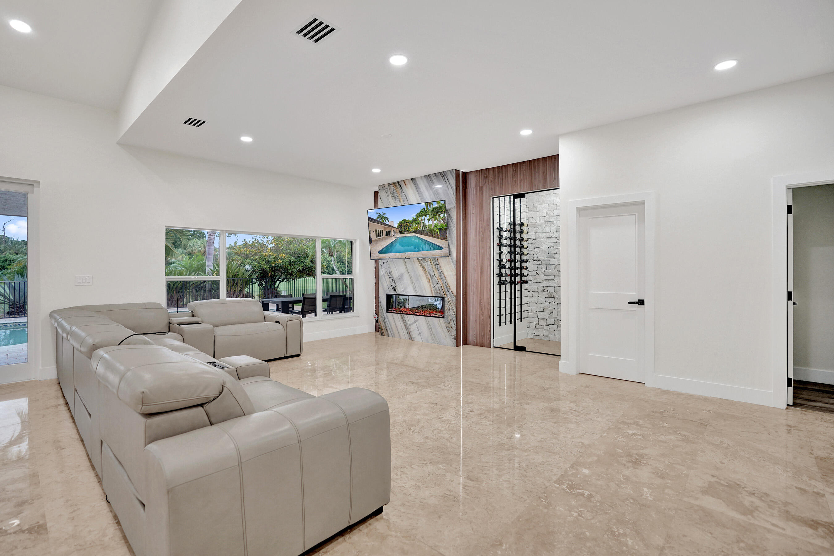 10630 Boca Woods, Boca Raton FL 33428