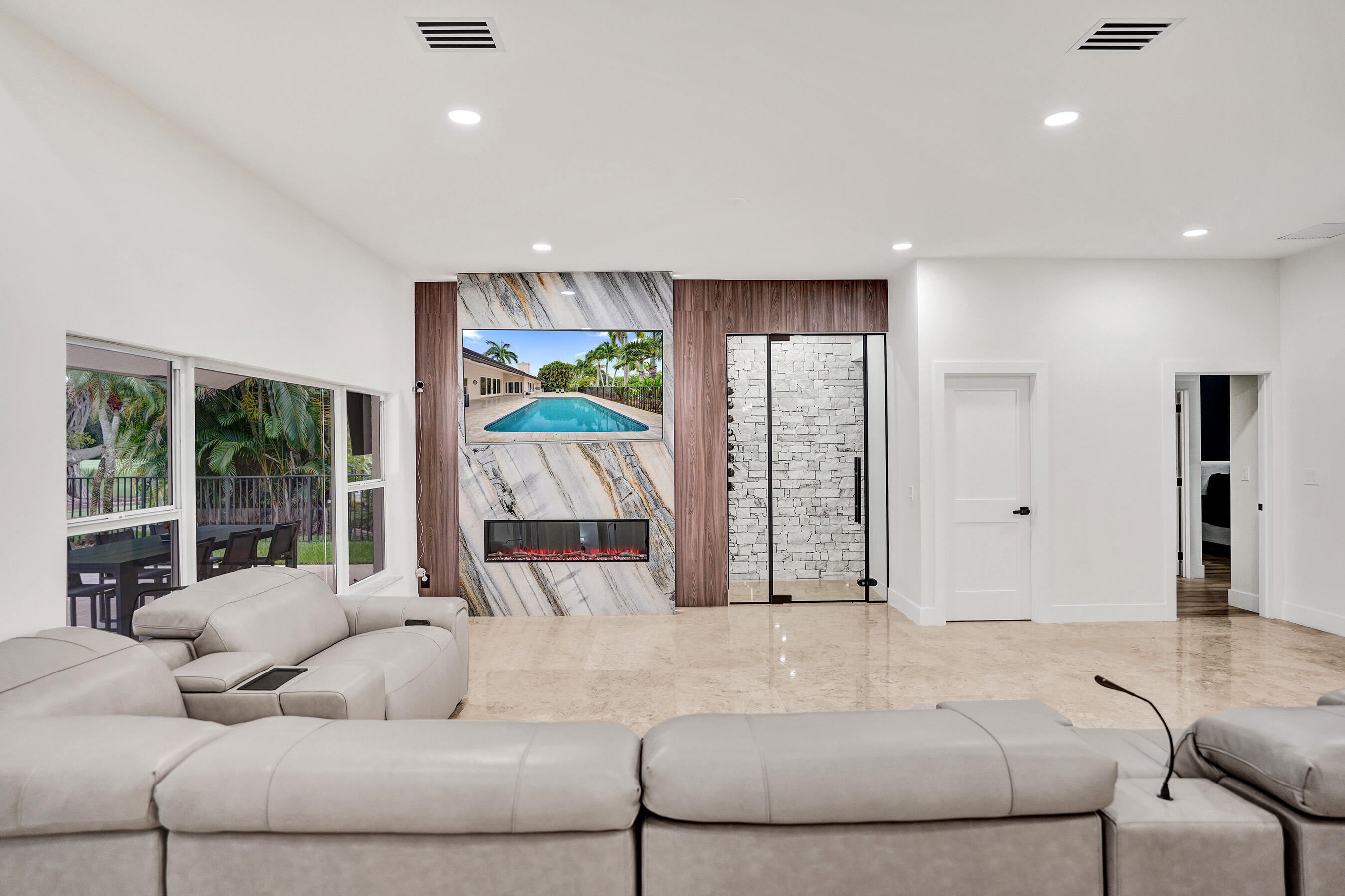 10630 Boca Woods, Boca Raton FL 33428