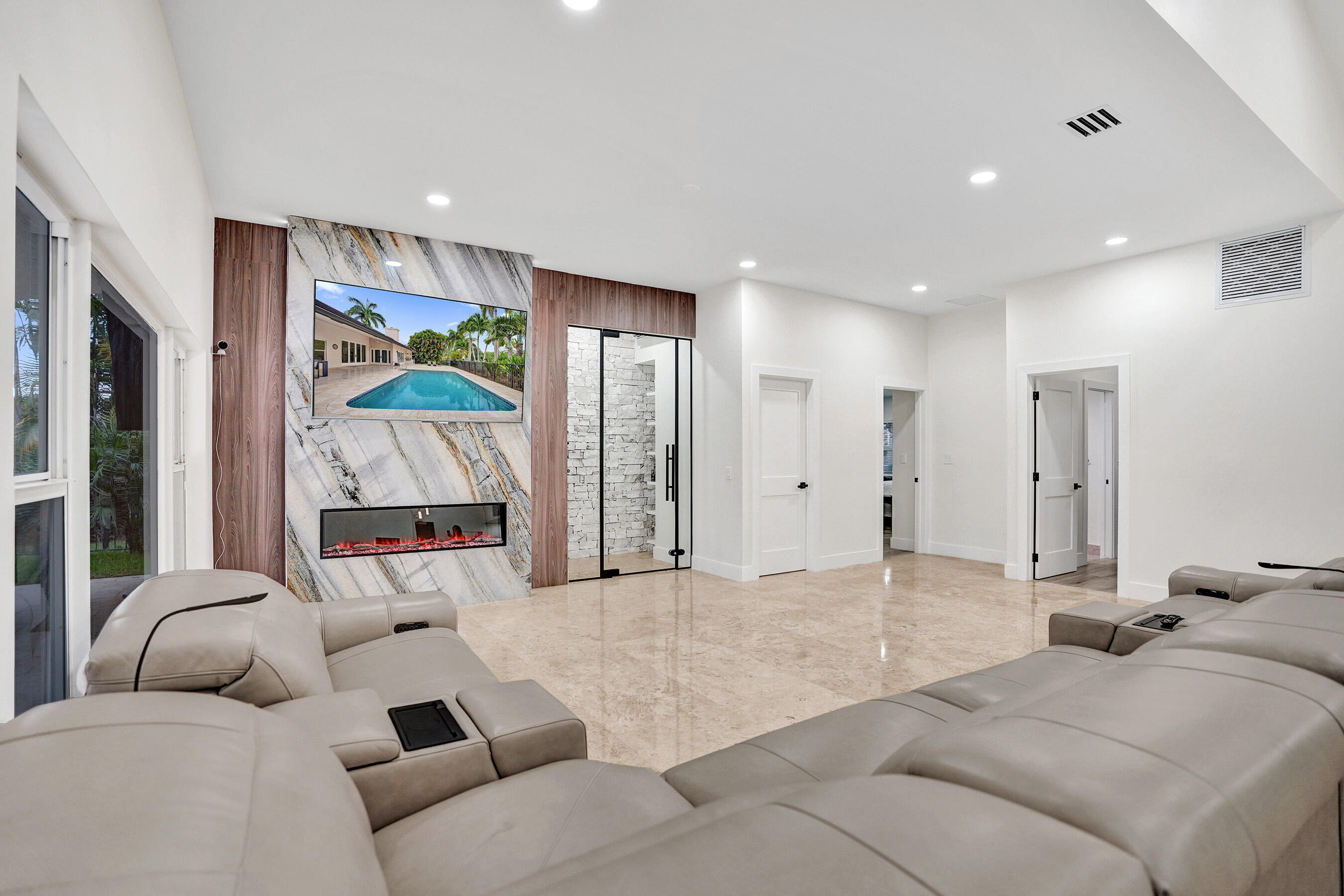 10630 Boca Woods, Boca Raton FL 33428