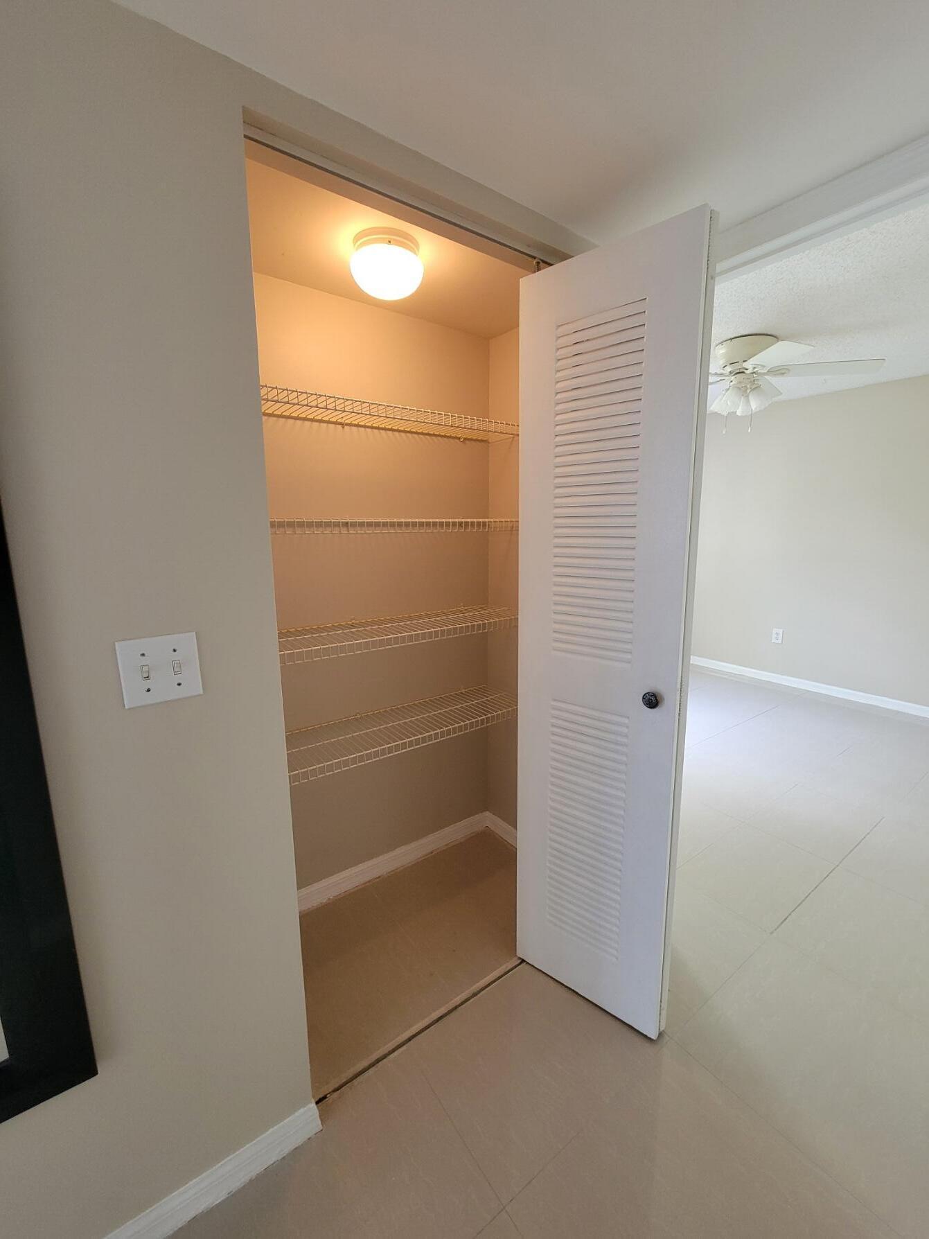 1400 Crestwood #1402, Royal Palm Beach FL 33411