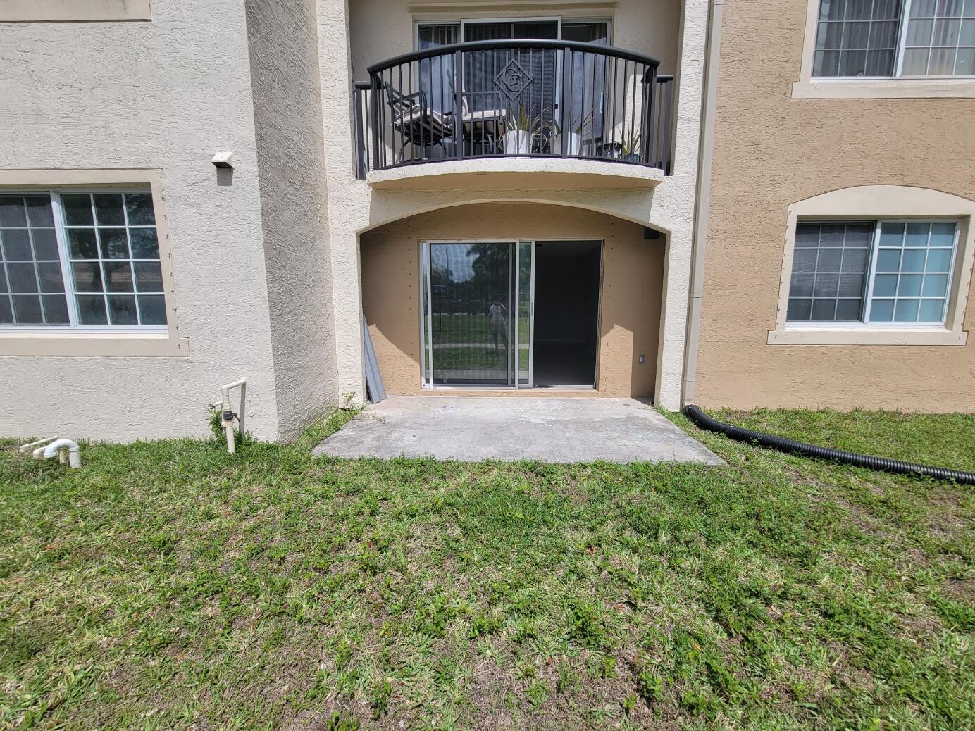 1400 Crestwood #1402, Royal Palm Beach FL 33411