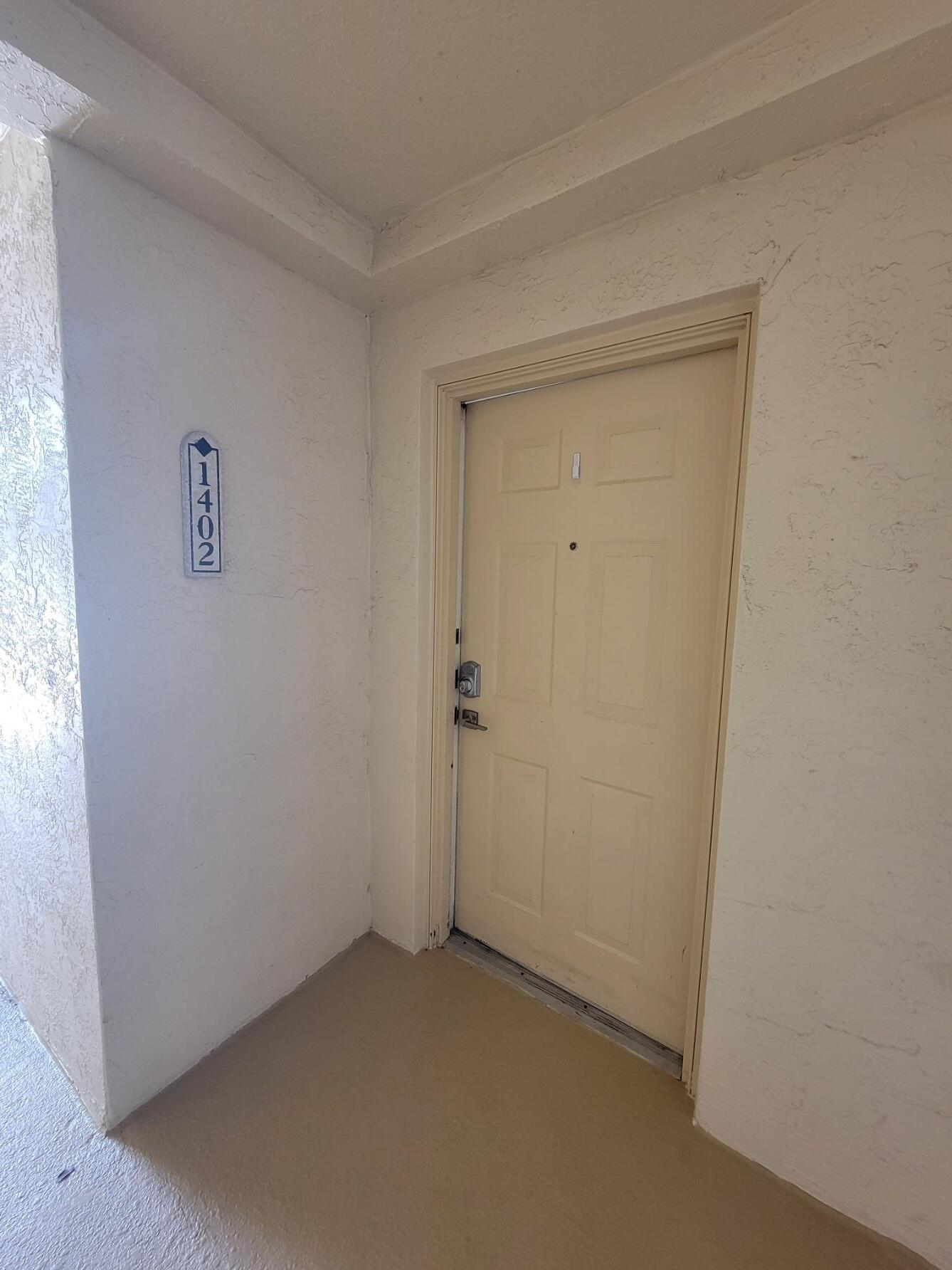1400 Crestwood #1402, Royal Palm Beach FL 33411