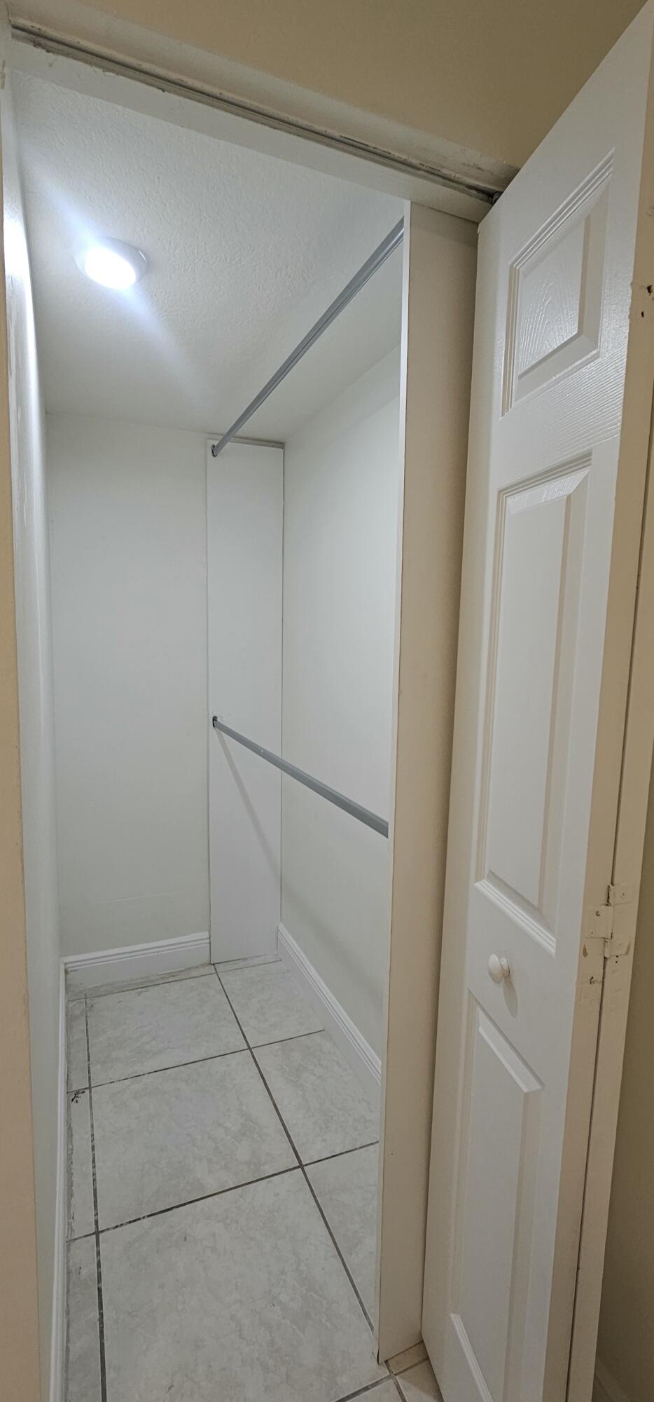 3810 N Jog #102, West Palm Beach FL 33411