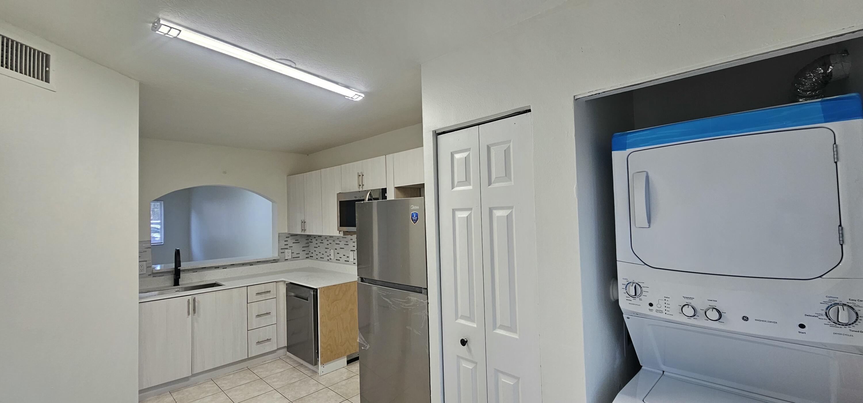 3810 N Jog #102, West Palm Beach FL 33411