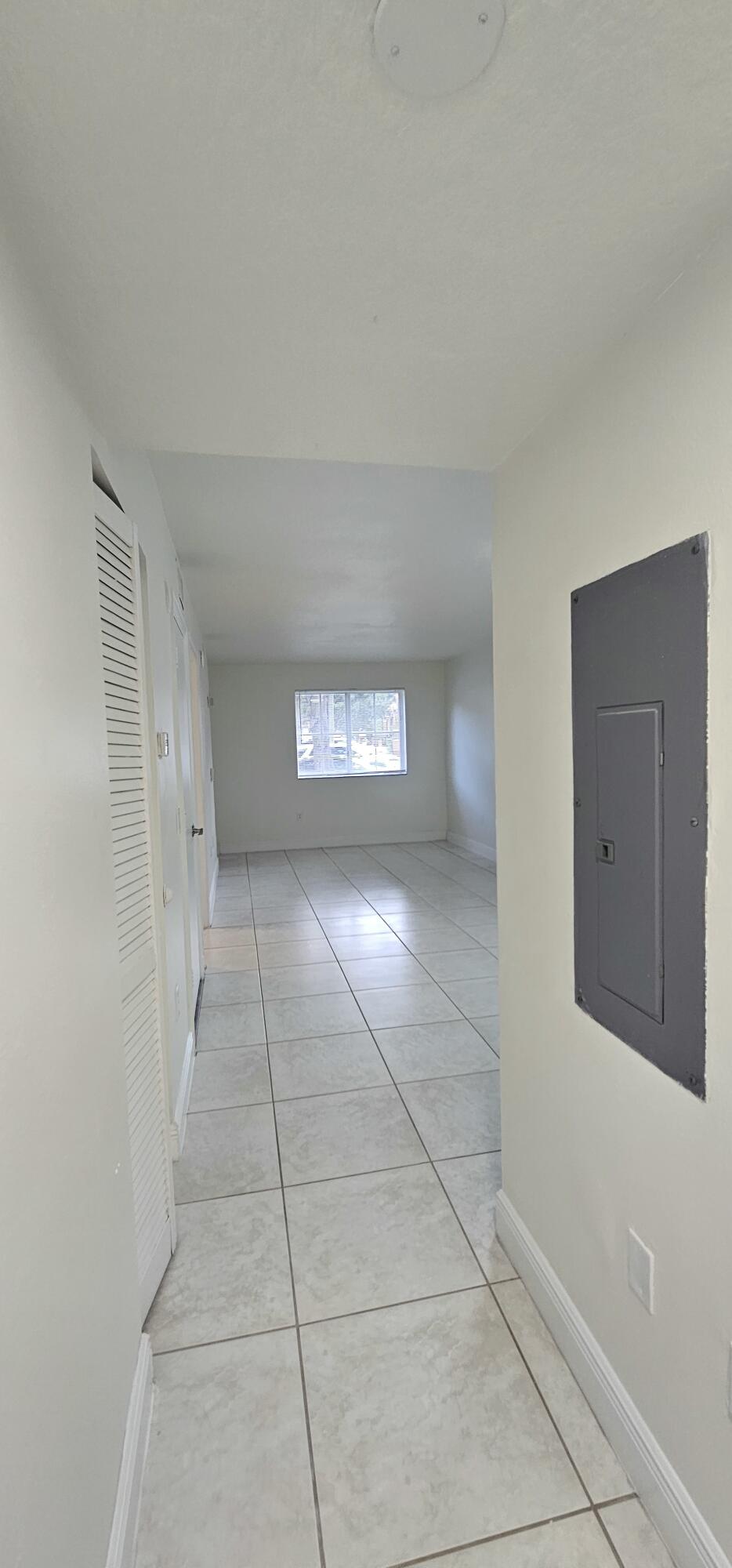 3810 N Jog #102, West Palm Beach FL 33411