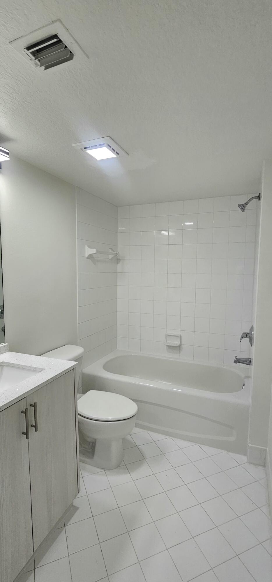 3810 N Jog #102, West Palm Beach FL 33411