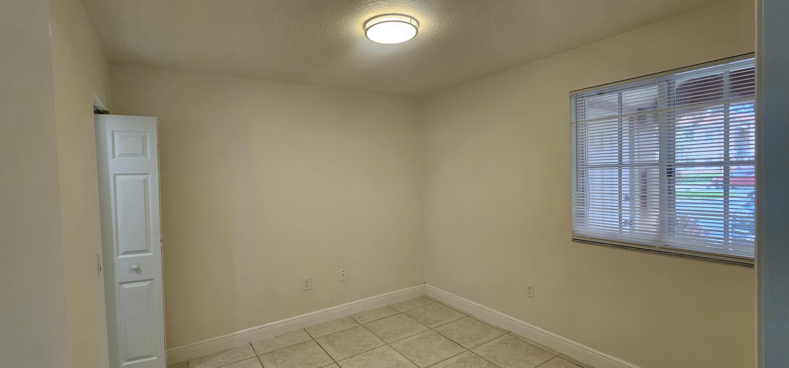 3810 N Jog #102, West Palm Beach FL 33411