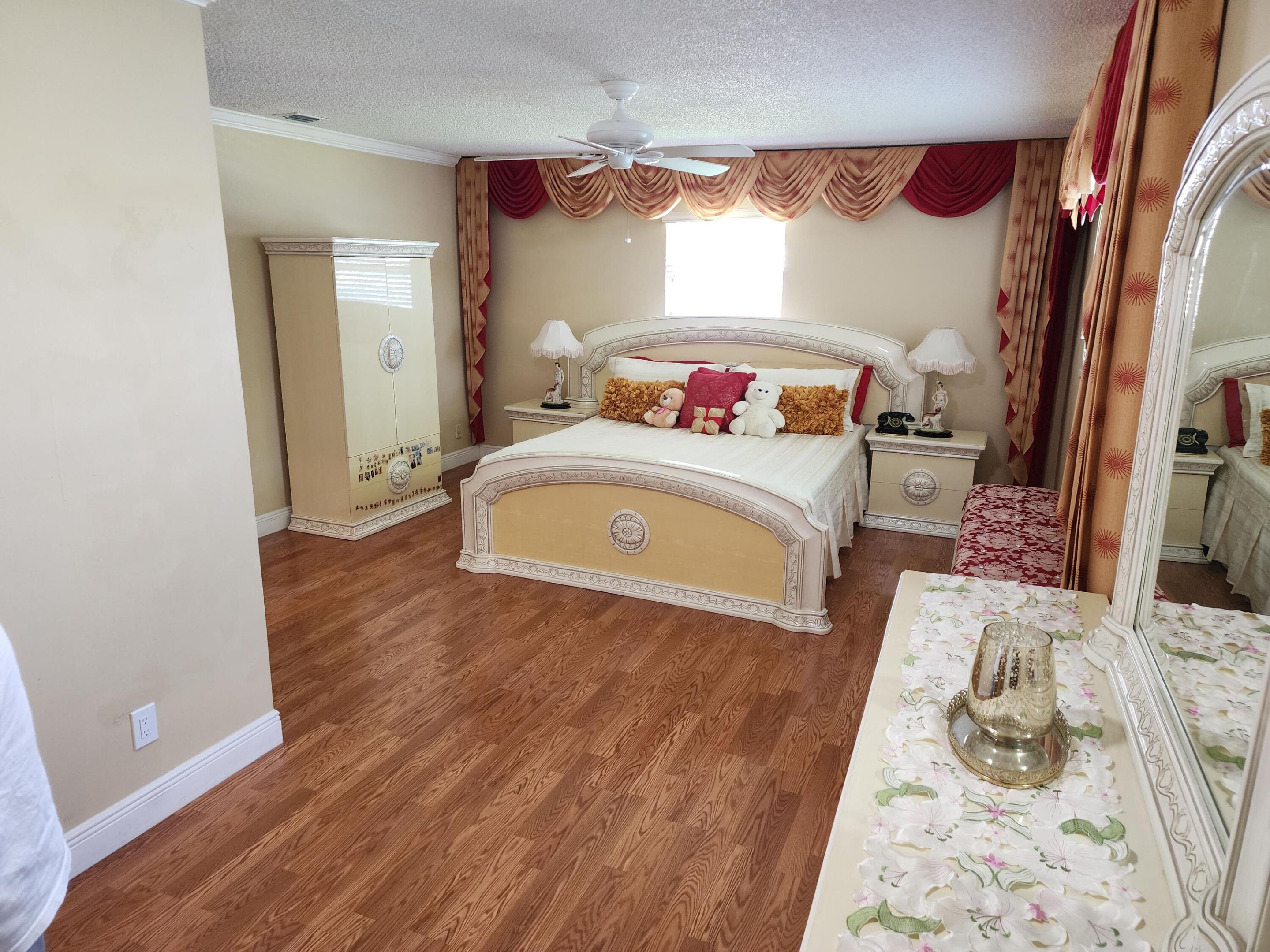 3654 NW 27th, Lauderdale Lakes FL 33311