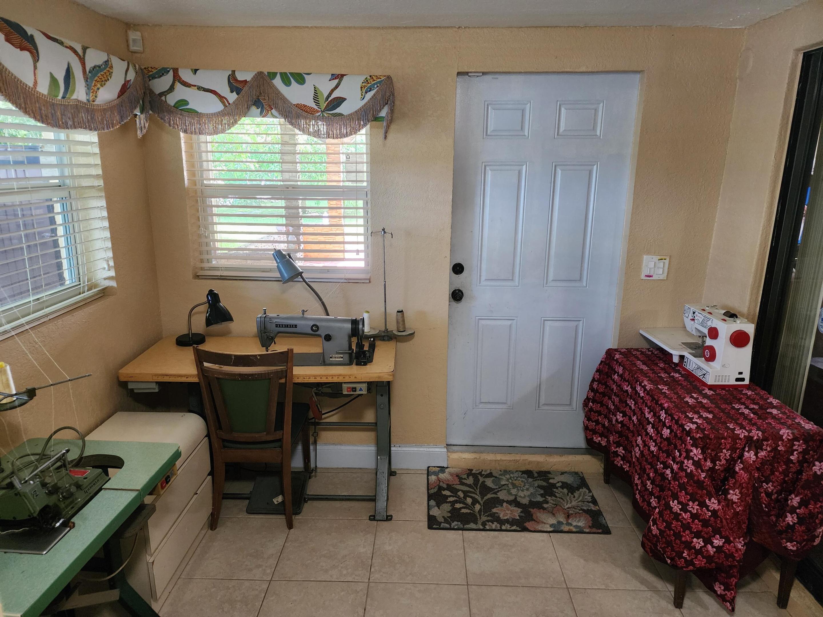 3654 NW 27th, Lauderdale Lakes FL 33311