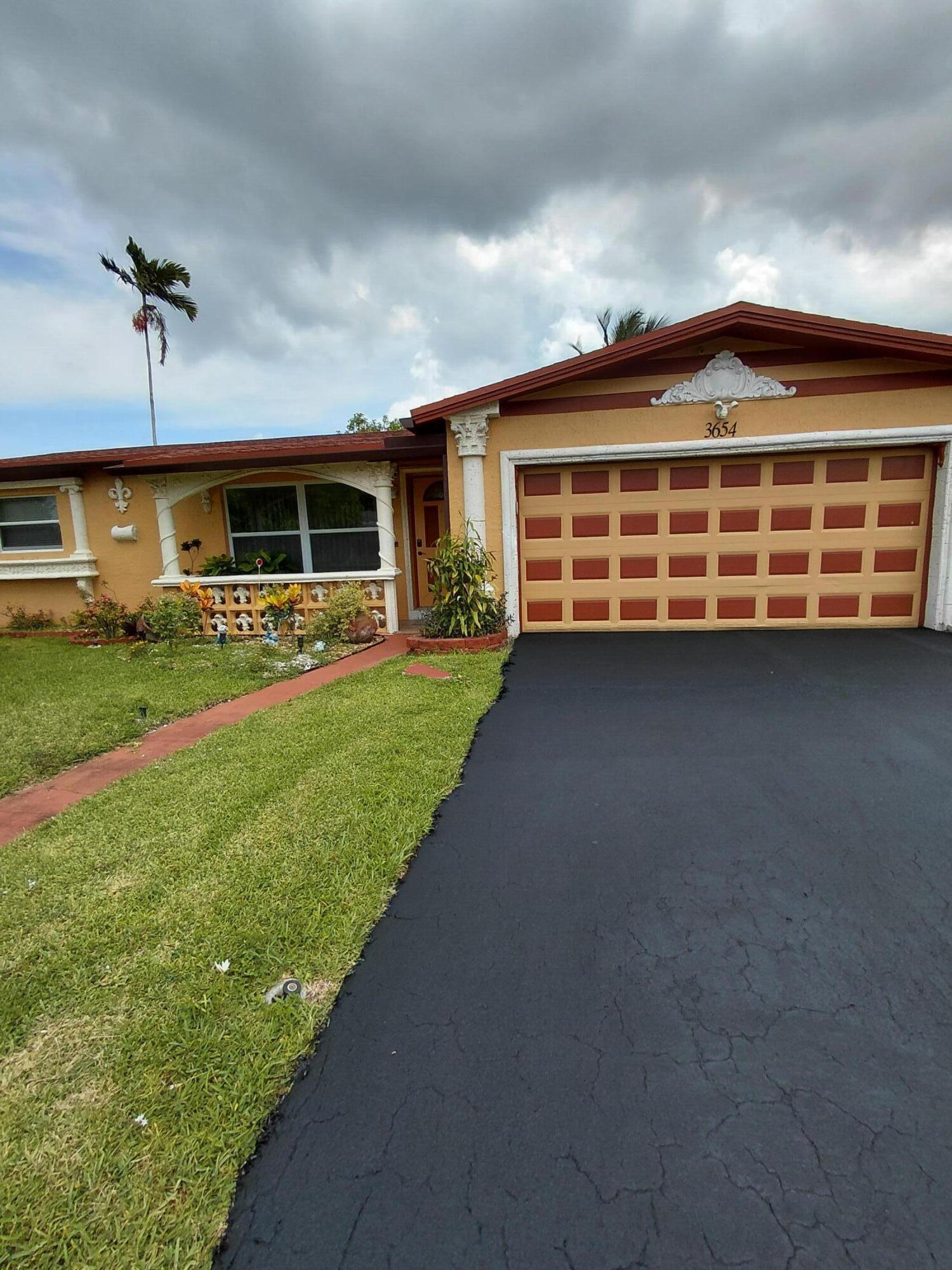 3654 NW 27th, Lauderdale Lakes FL 33311