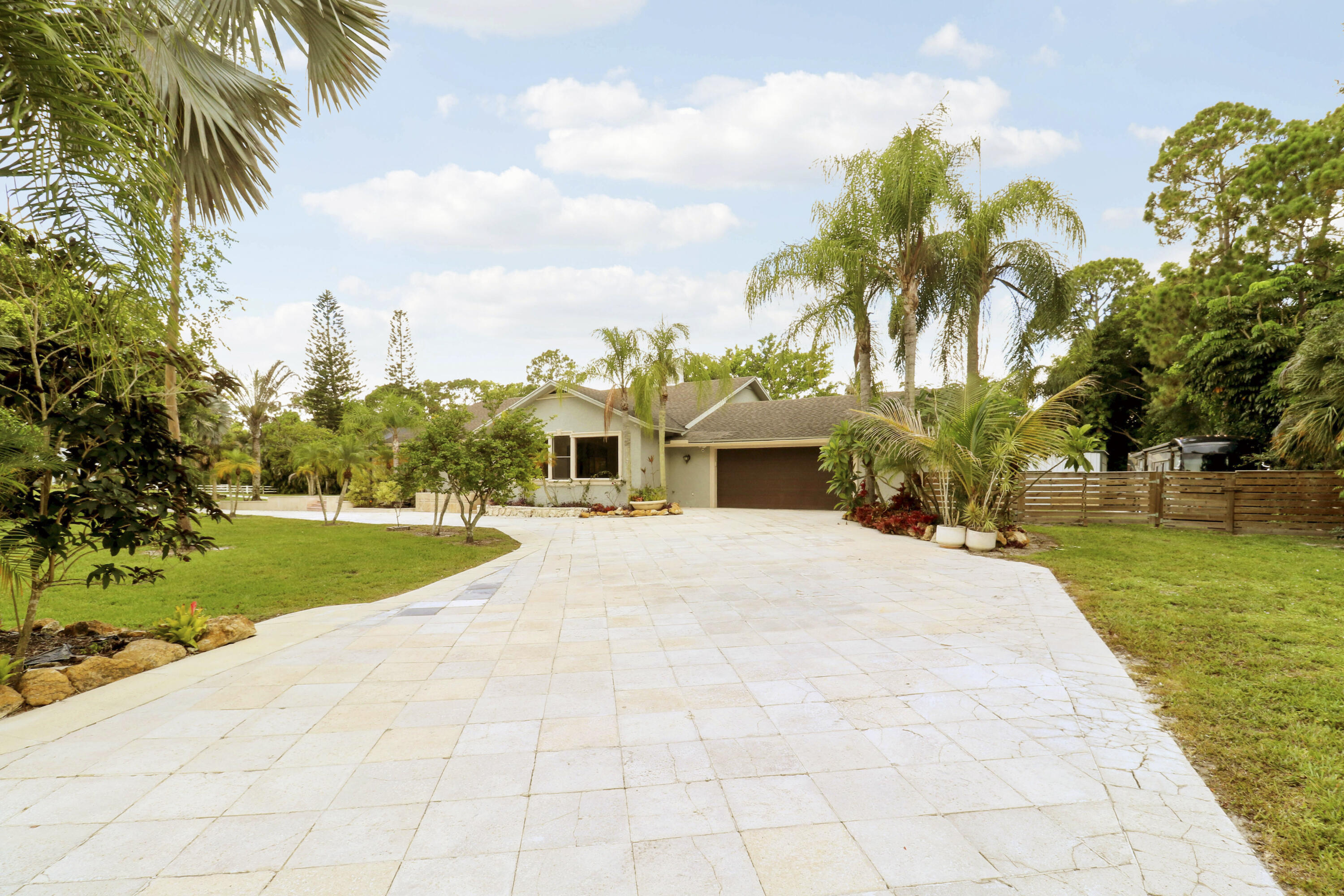 15095 71st, Palm Beach Gardens FL 33418
