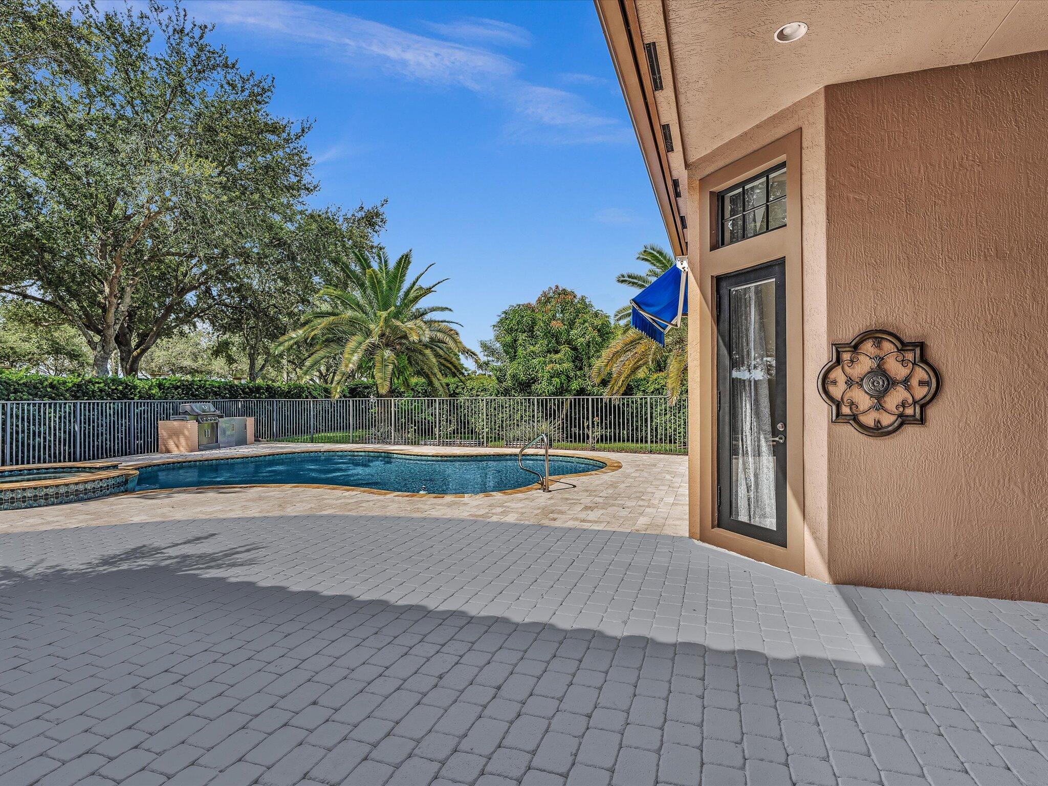 3445 NW 87th, Hollywood FL 33024