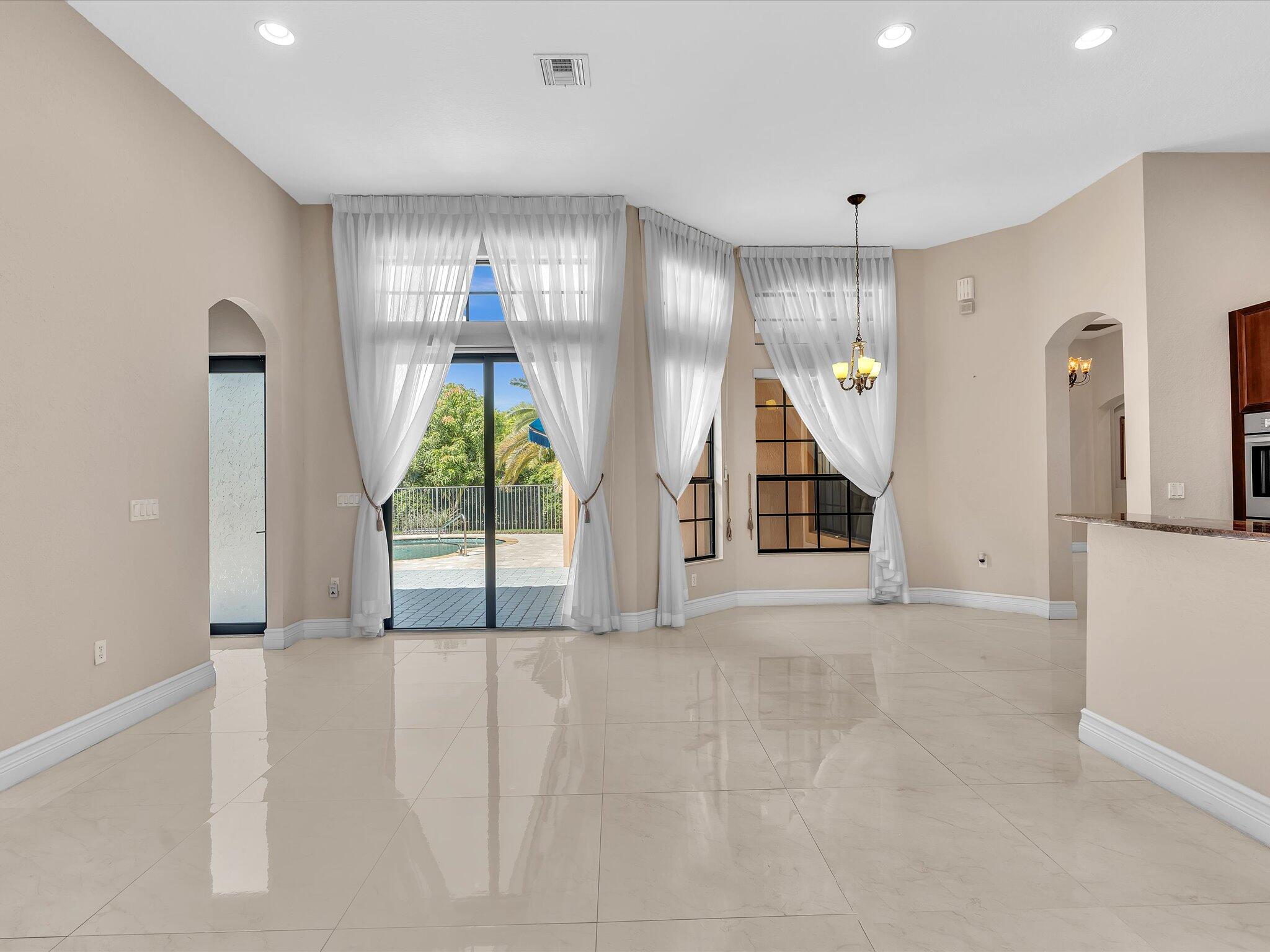 3445 NW 87th, Hollywood FL 33024