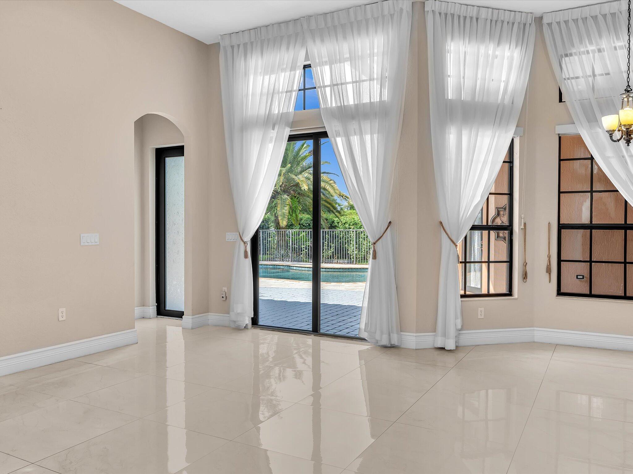 3445 NW 87th, Hollywood FL 33024