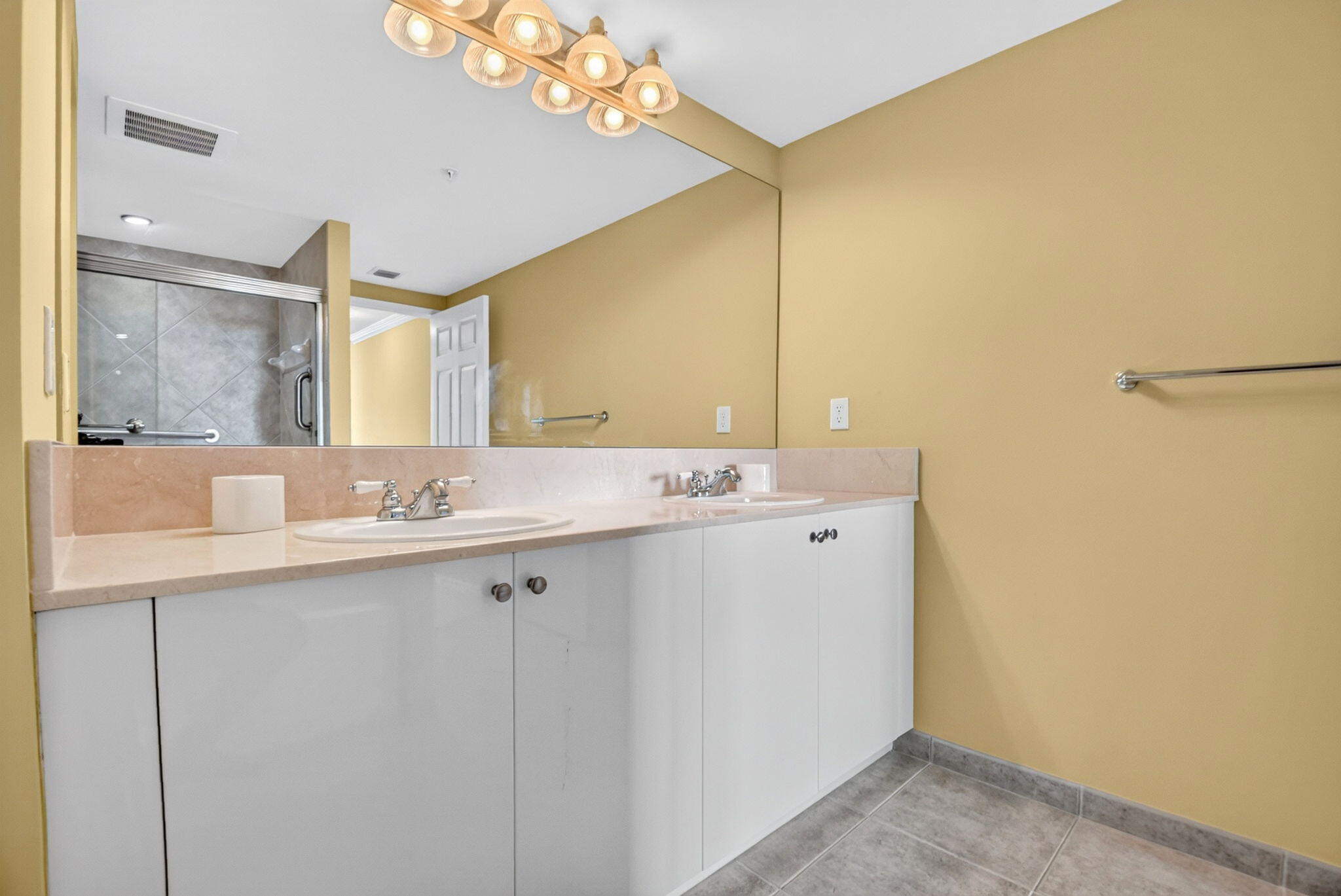 625 Casa Loma #1002, Boynton Beach FL 33435