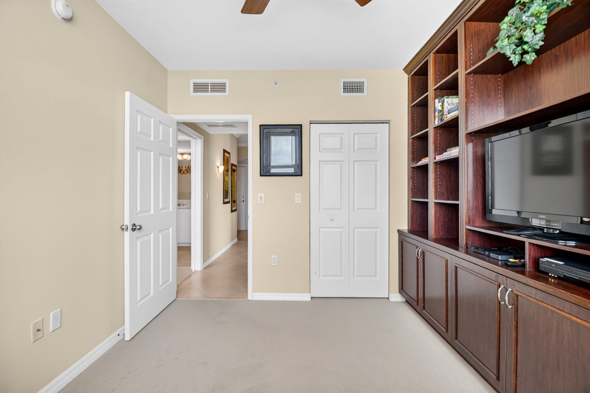 625 Casa Loma #1002, Boynton Beach FL 33435