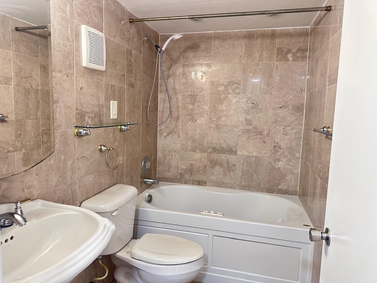 3101 NW 47th #120, Lauderdale Lakes FL 33319