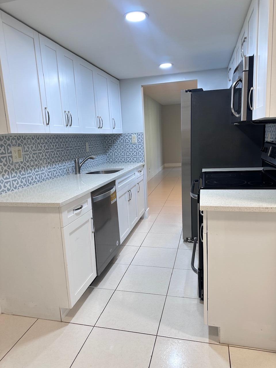 3101 NW 47th #120, Lauderdale Lakes FL 33319