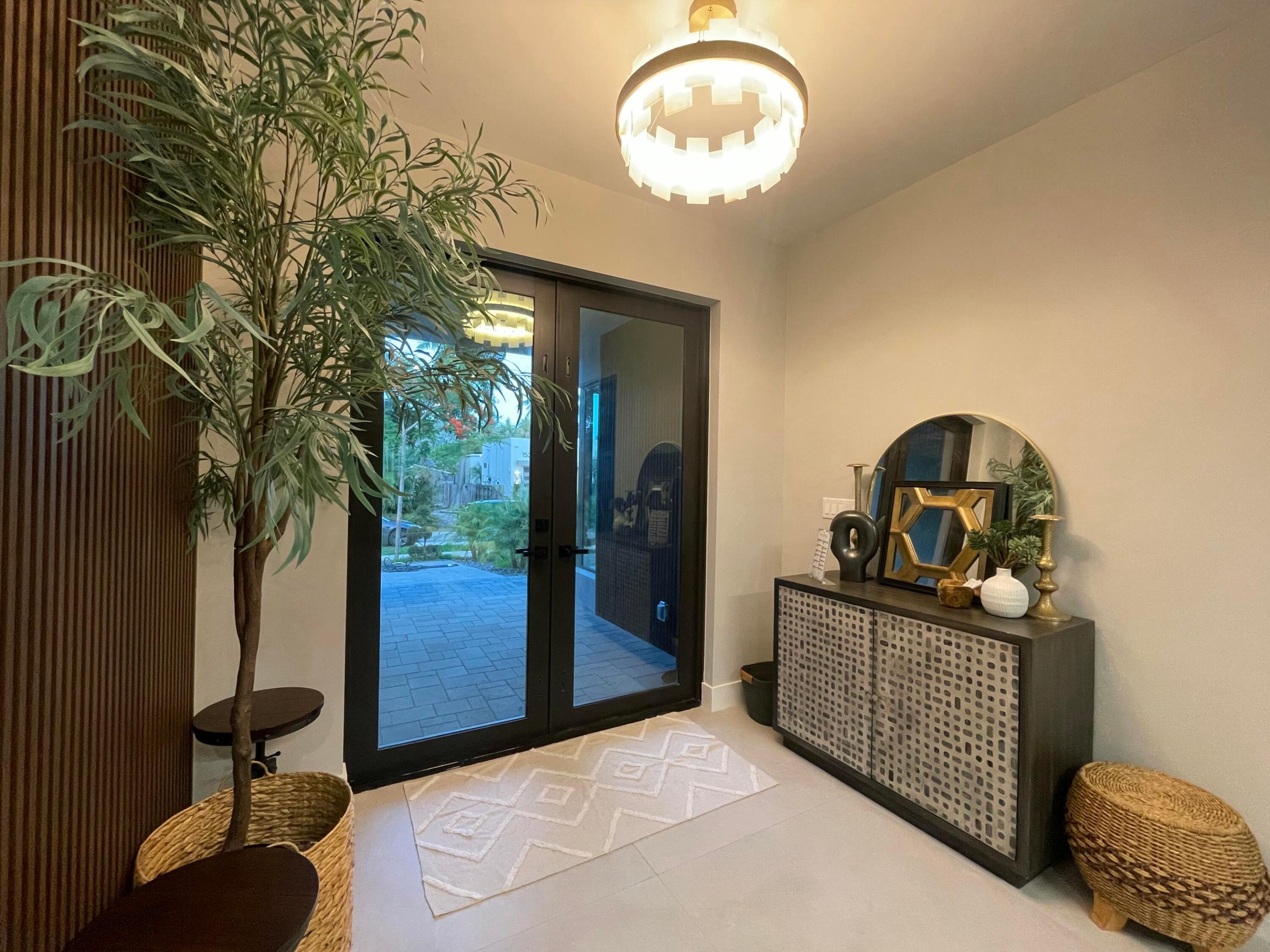 1533 NE 16th, Fort Lauderdale FL 33304