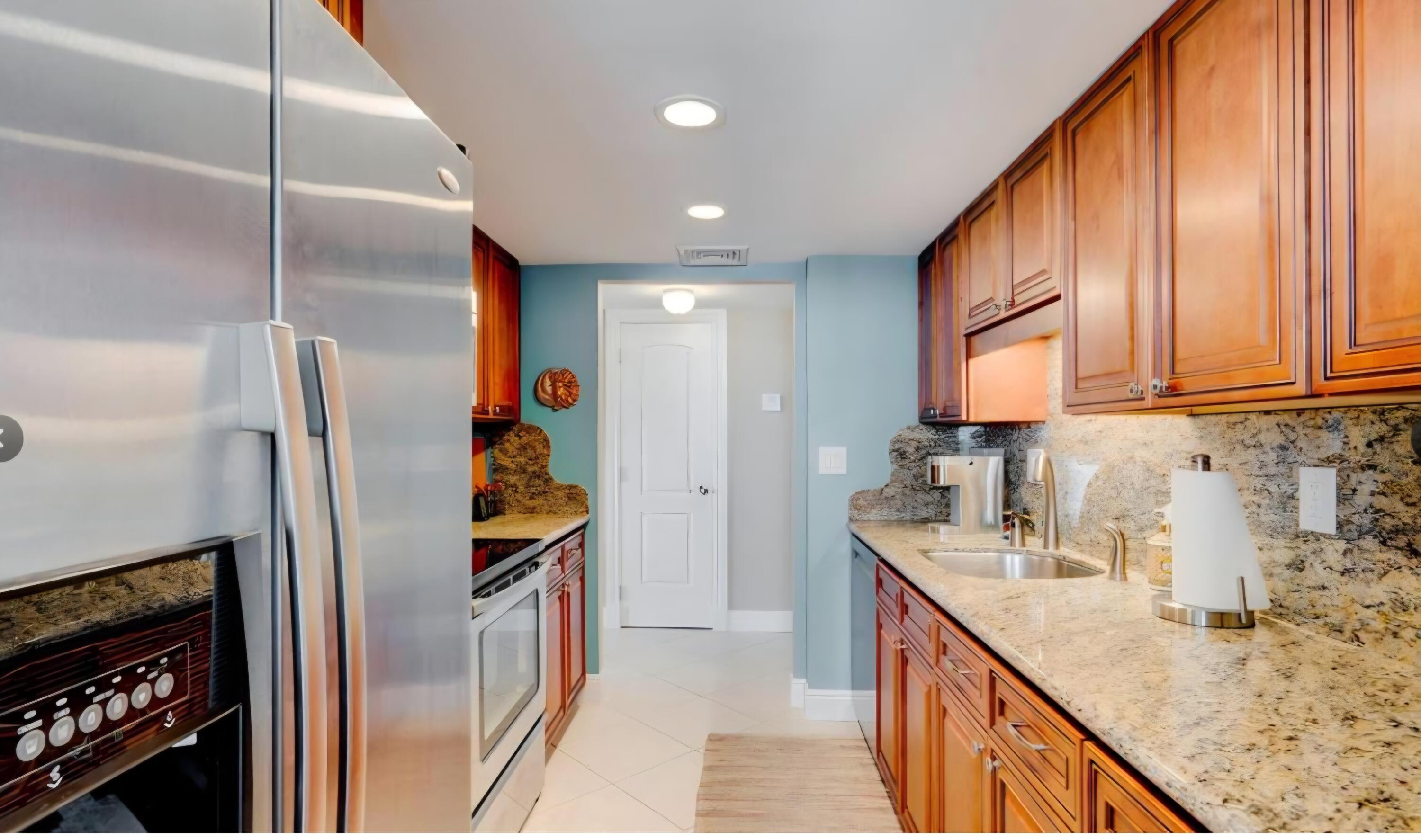 2881 NE 33rd #9a, Fort Lauderdale FL 33306