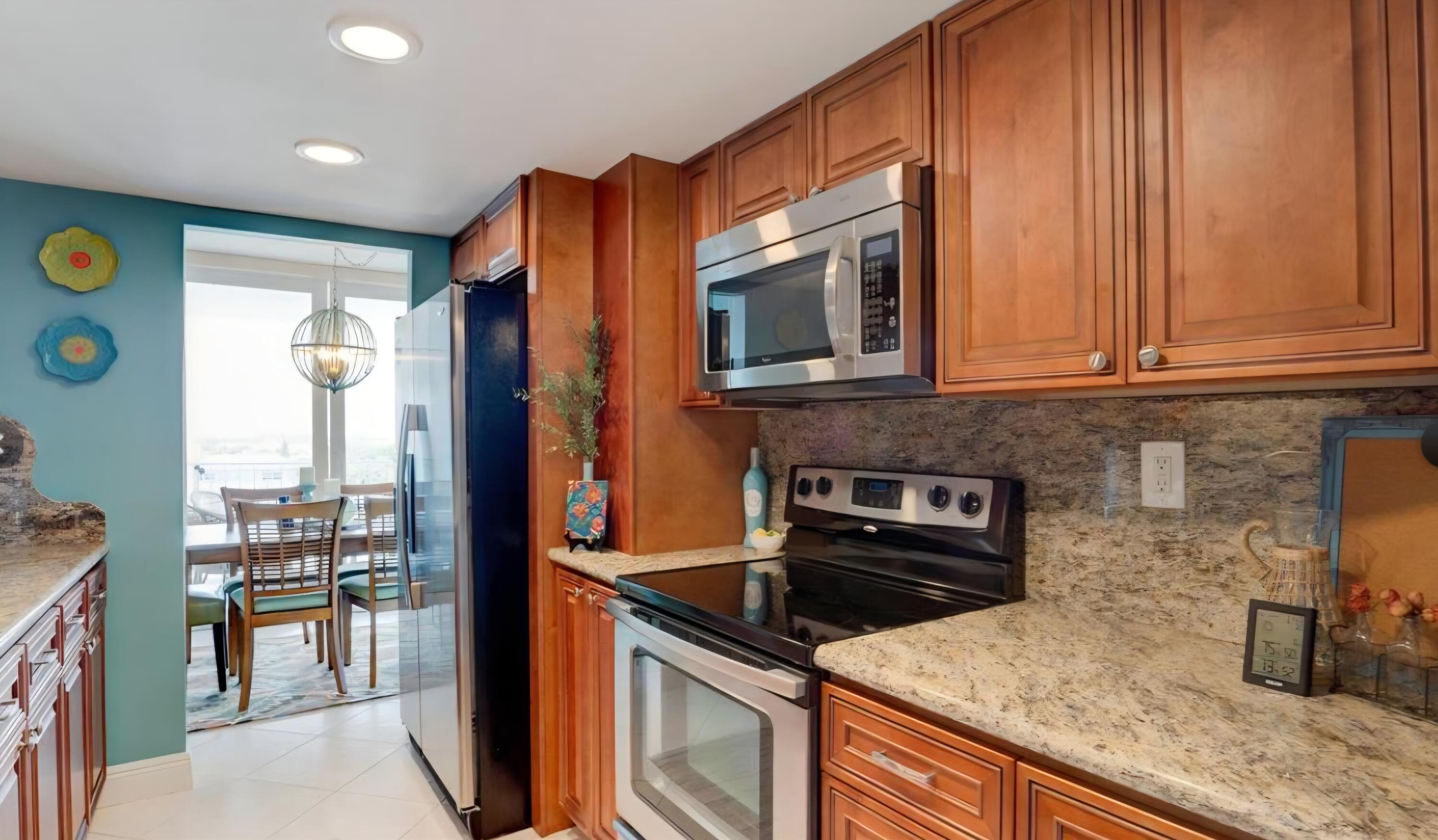 2881 NE 33rd #9a, Fort Lauderdale FL 33306