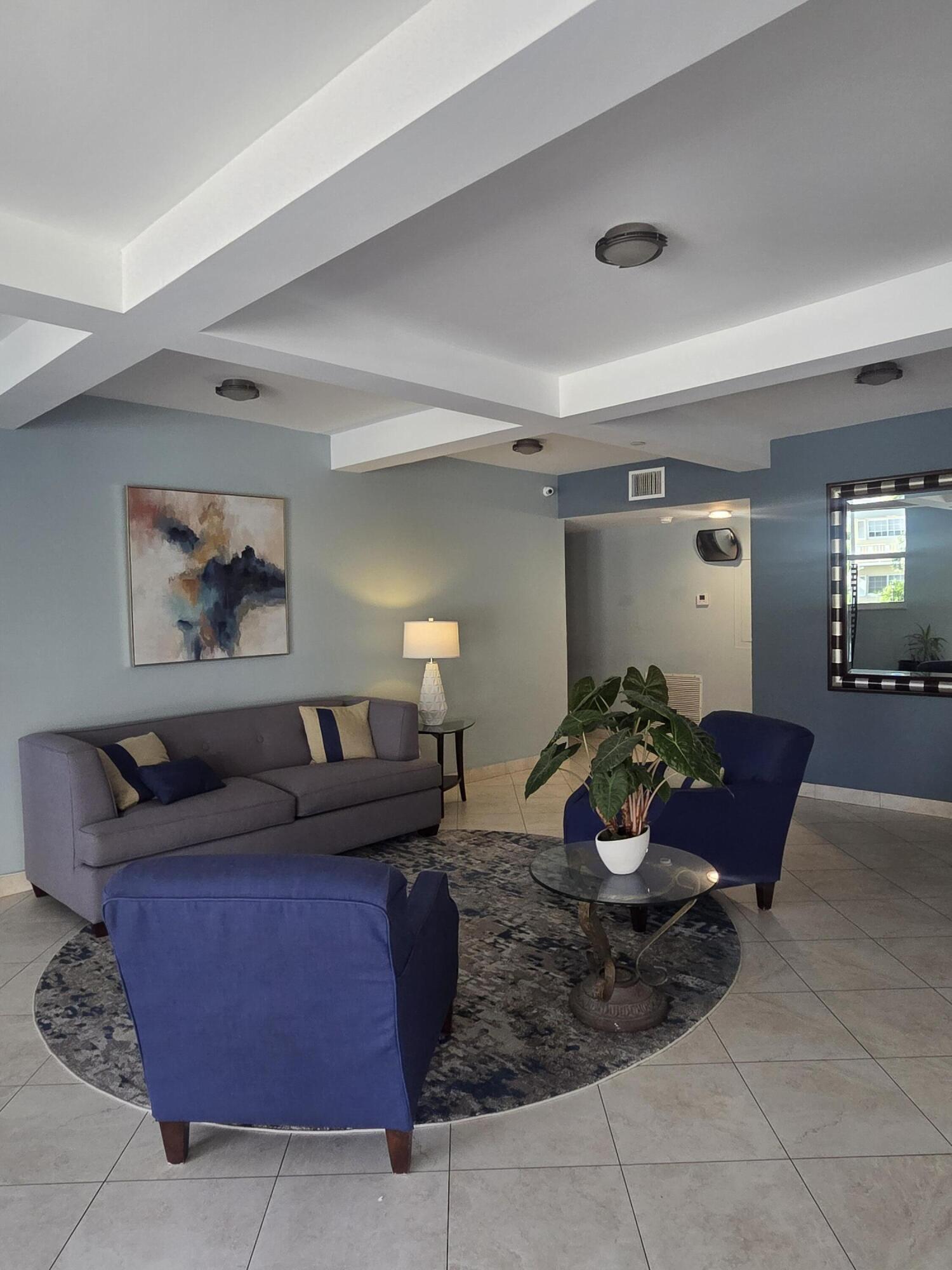 2881 NE 33rd #9a, Fort Lauderdale FL 33306