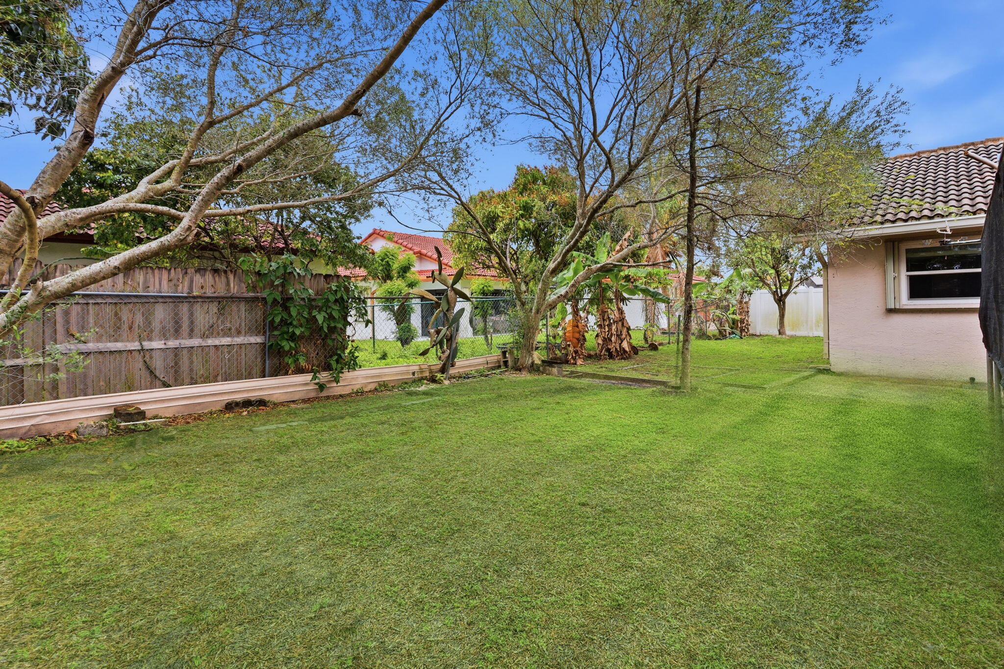 2171 NW 76th, Margate FL 33063