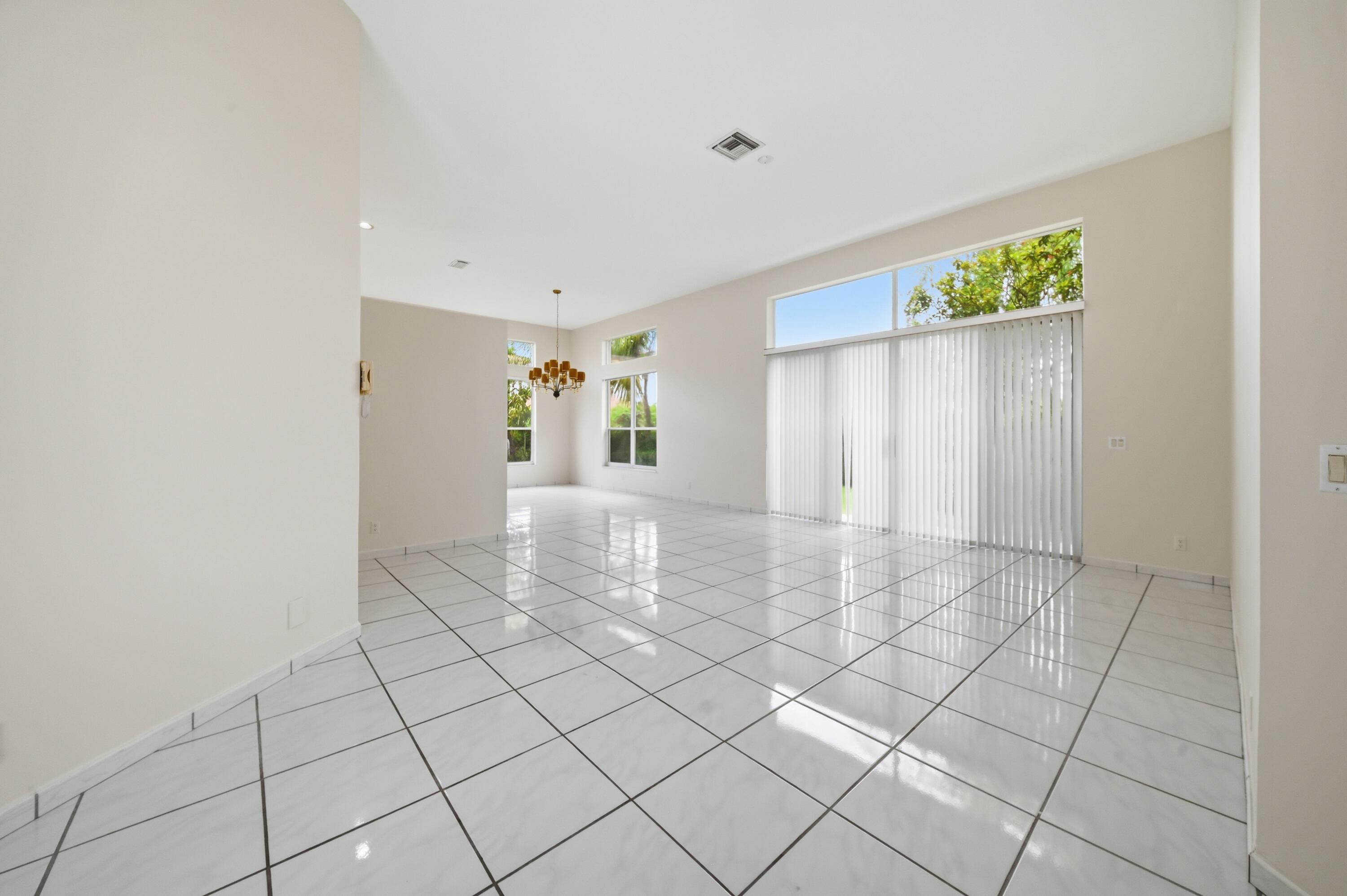 10769 Maple Chase, Boca Raton FL 33498