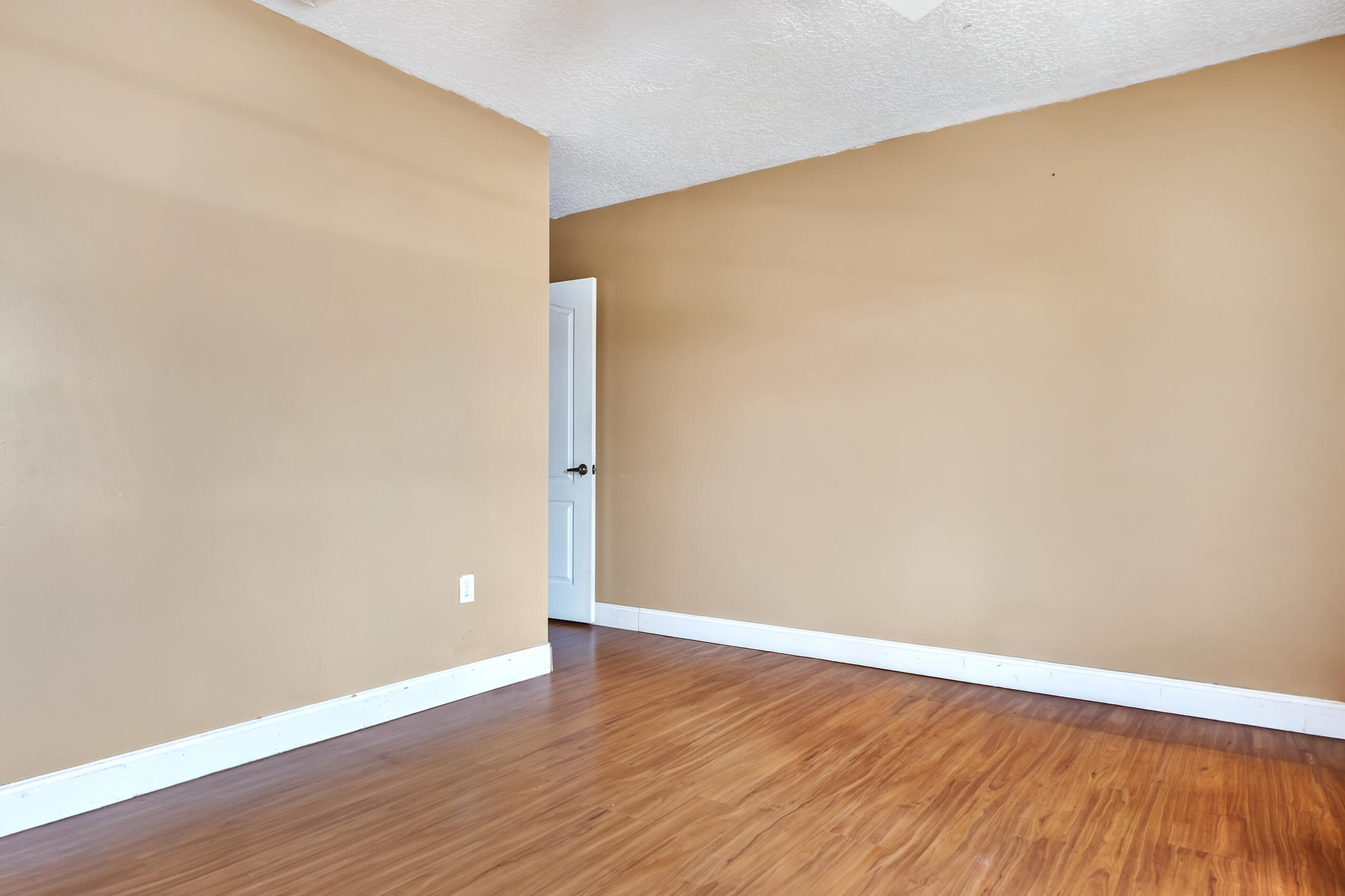 10334 SW 164th, Miami FL 33196