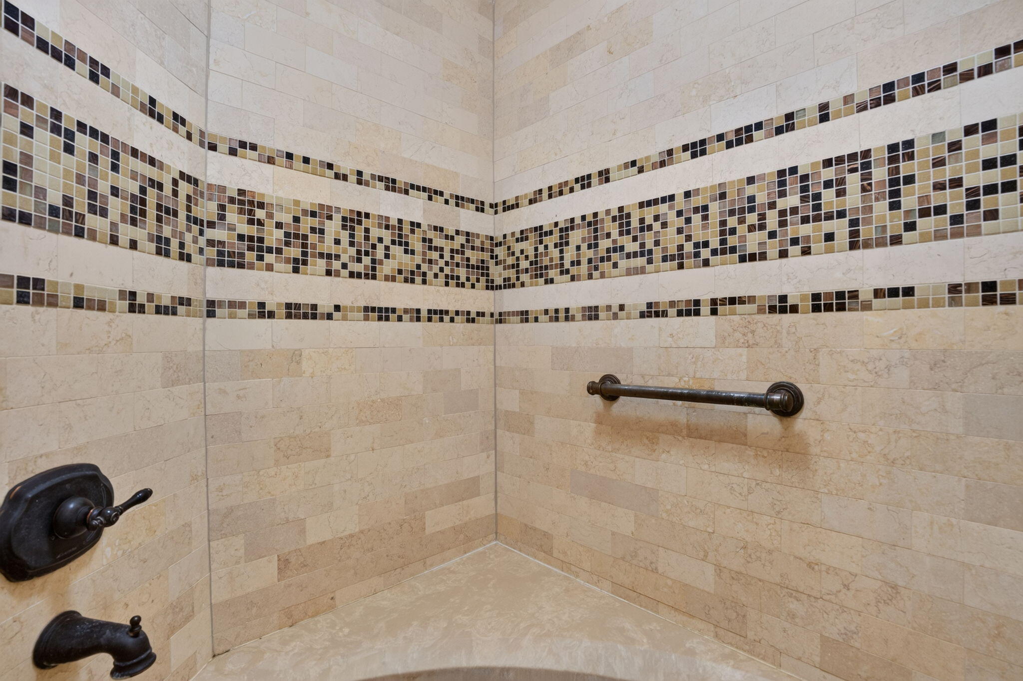 200 Waterway #104, Tequesta FL 33469