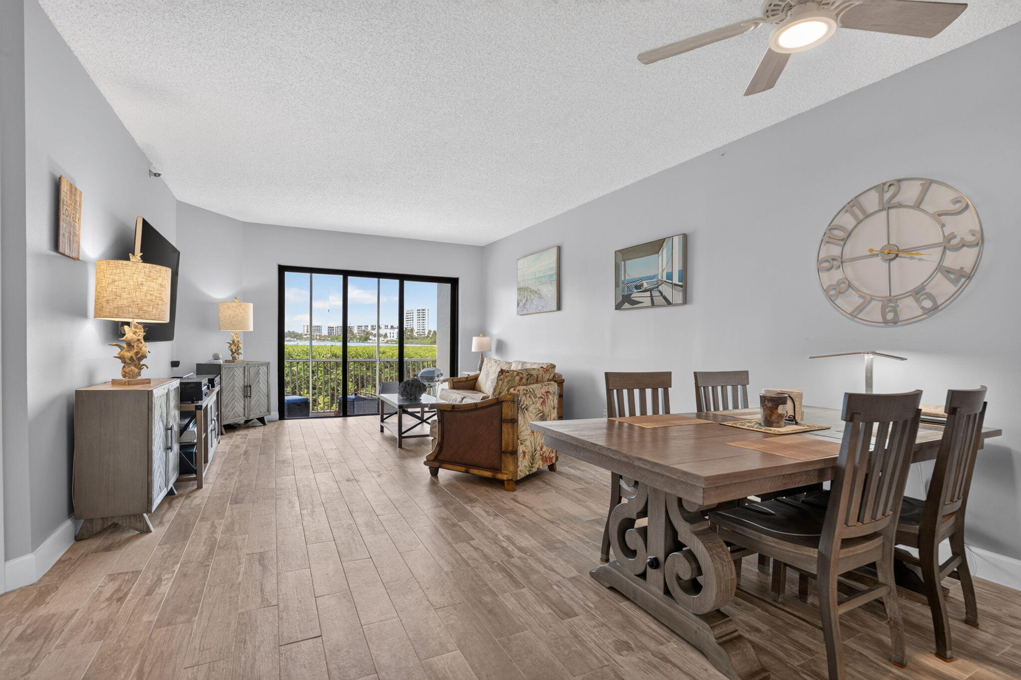 200 Waterway #104, Tequesta FL 33469
