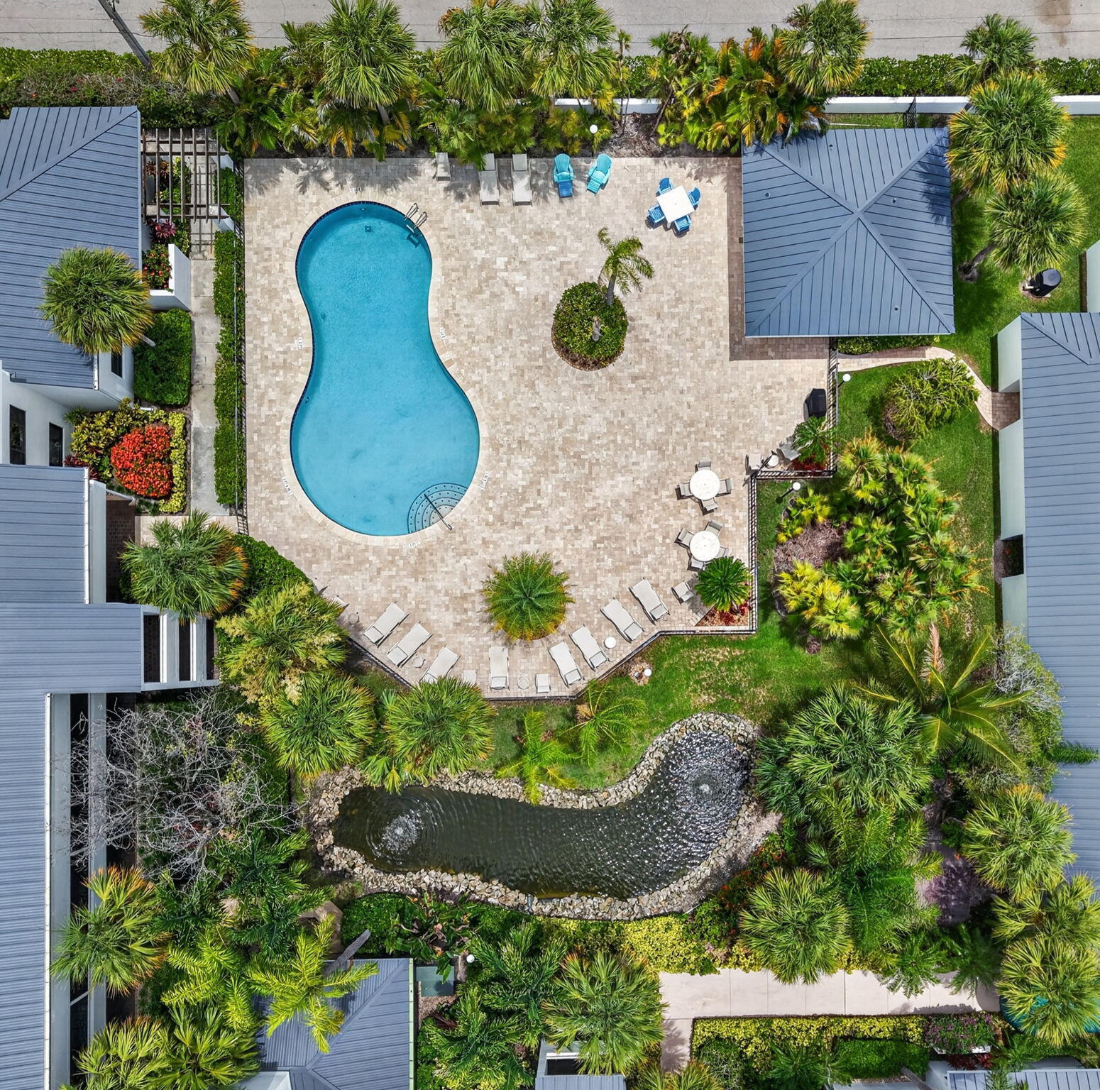200 Waterway #104, Tequesta FL 33469