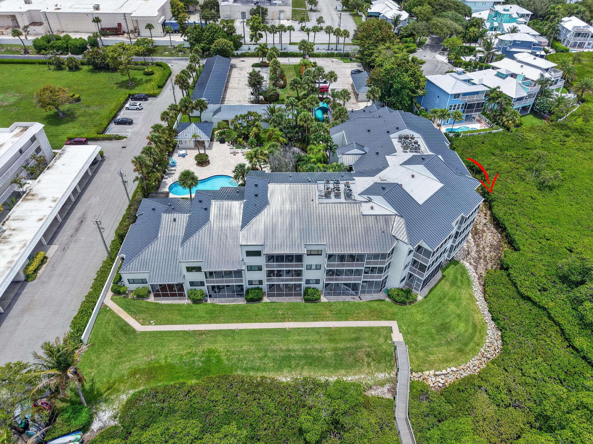 200 Waterway #104, Tequesta FL 33469