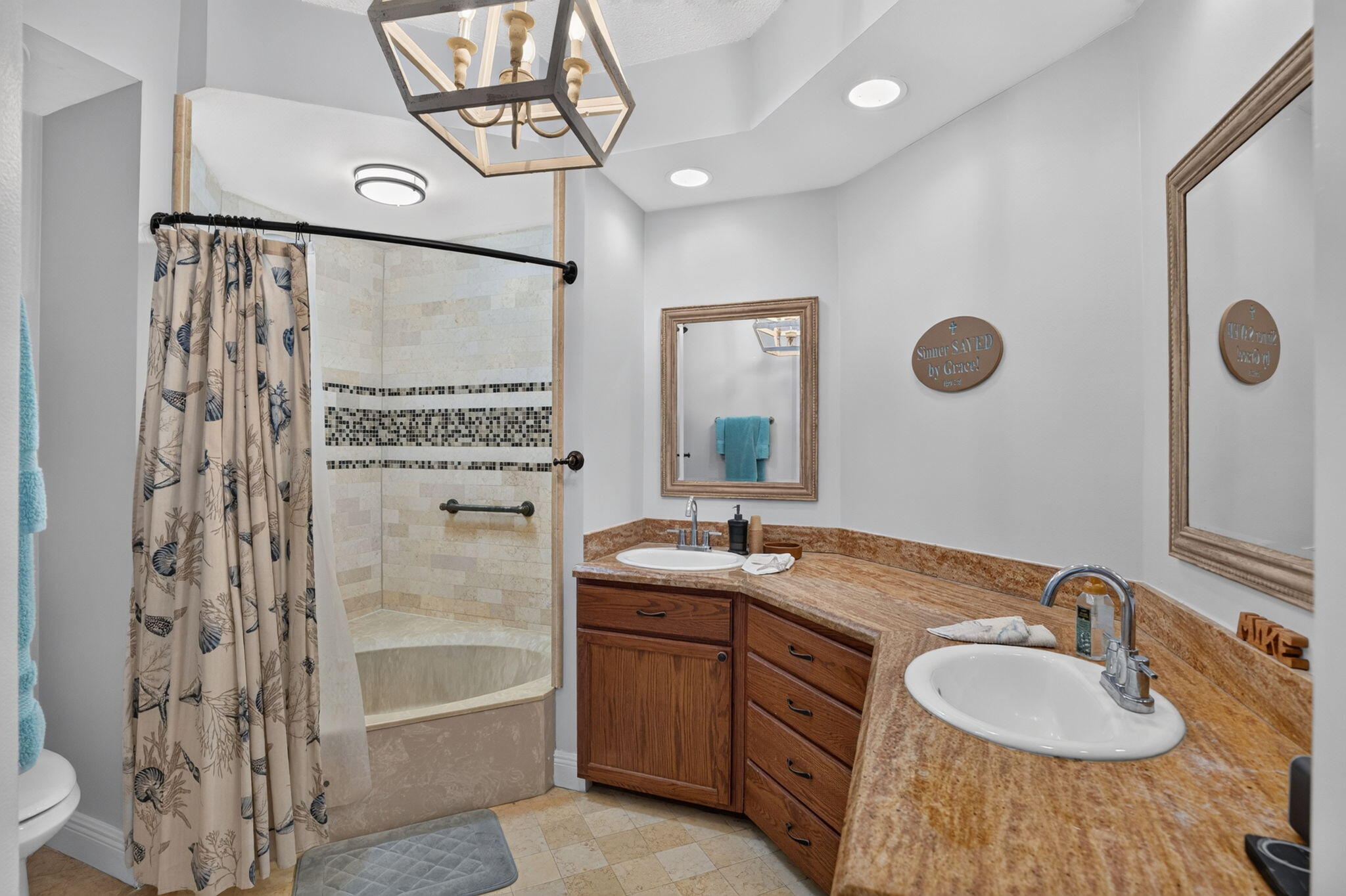 200 Waterway #104, Tequesta FL 33469