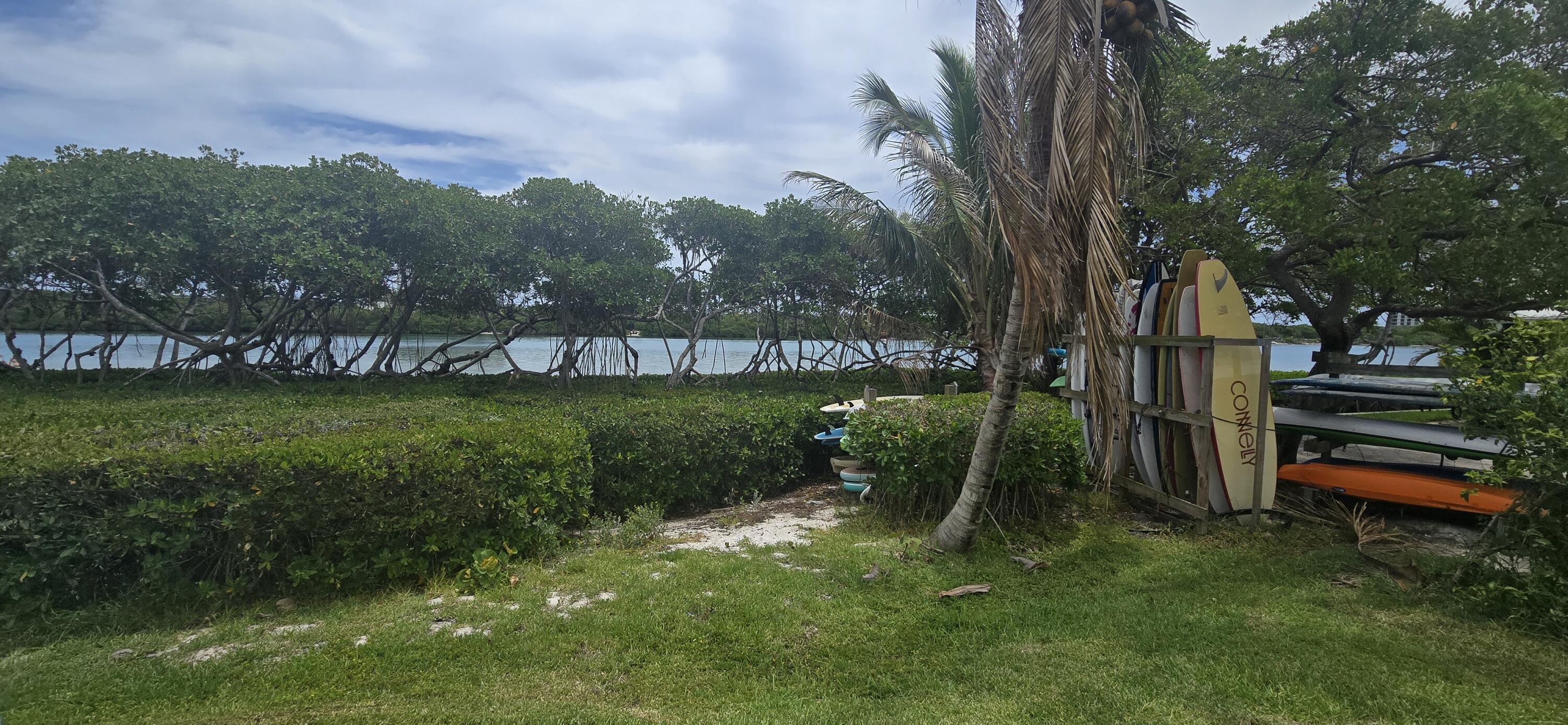 200 Waterway #104, Tequesta FL 33469
