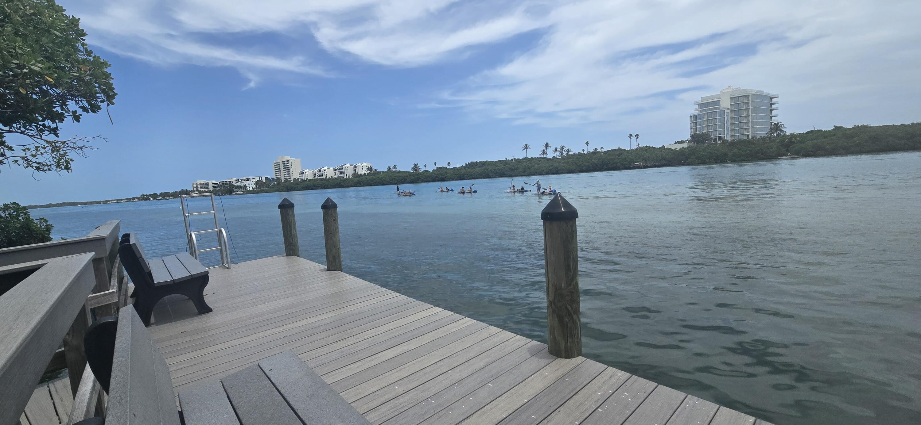 200 Waterway #104, Tequesta FL 33469