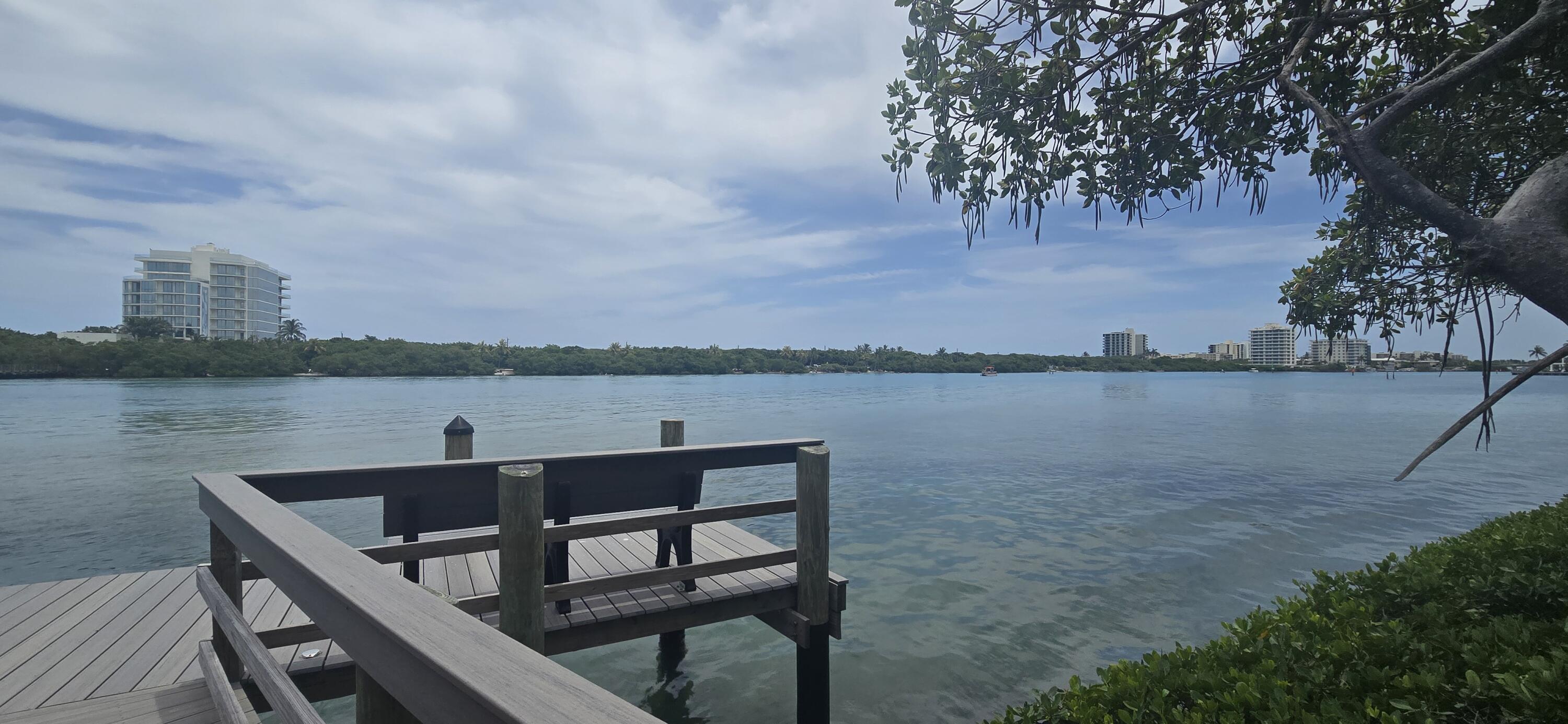 200 Waterway #104, Tequesta FL 33469