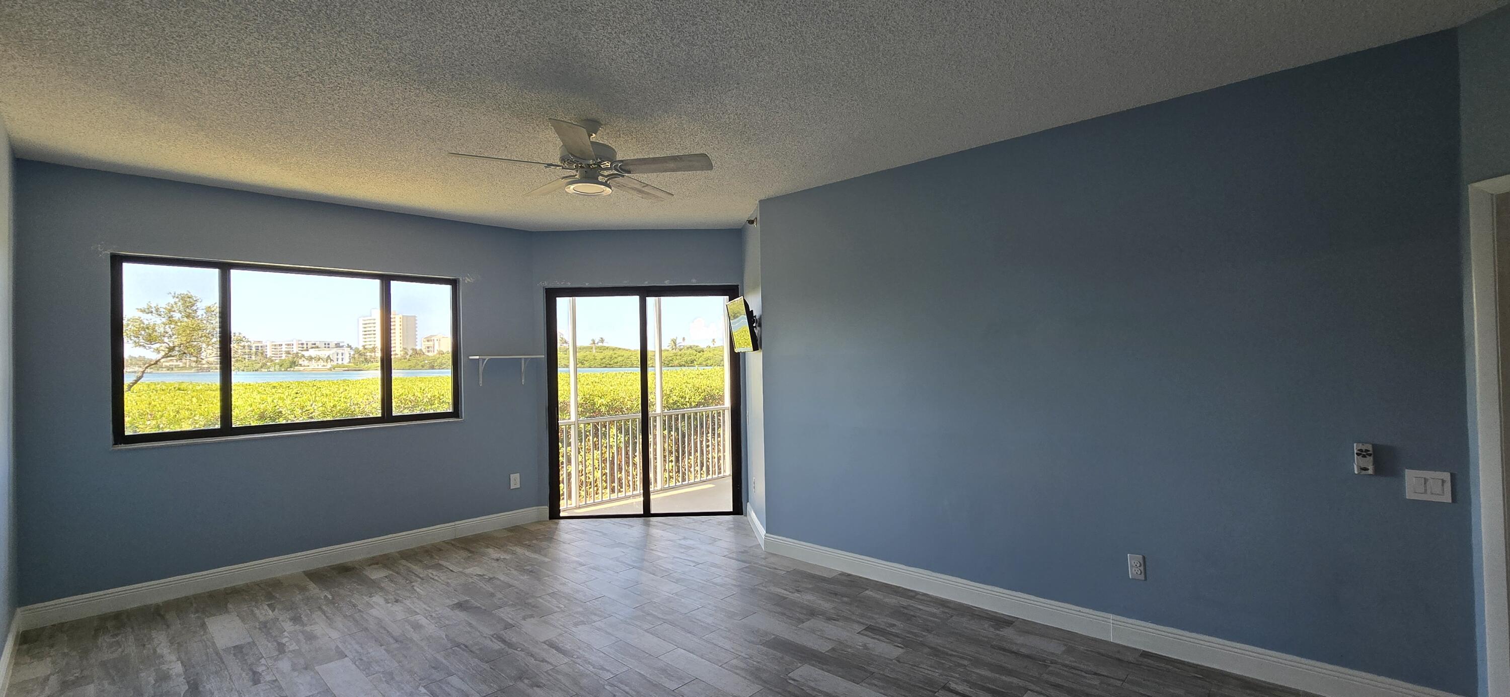 200 Waterway #104, Tequesta FL 33469
