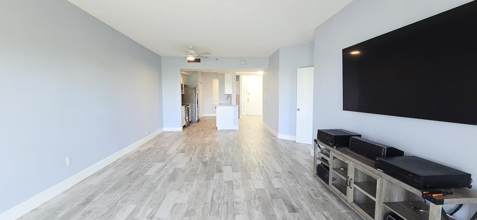 200 Waterway #104, Tequesta FL 33469