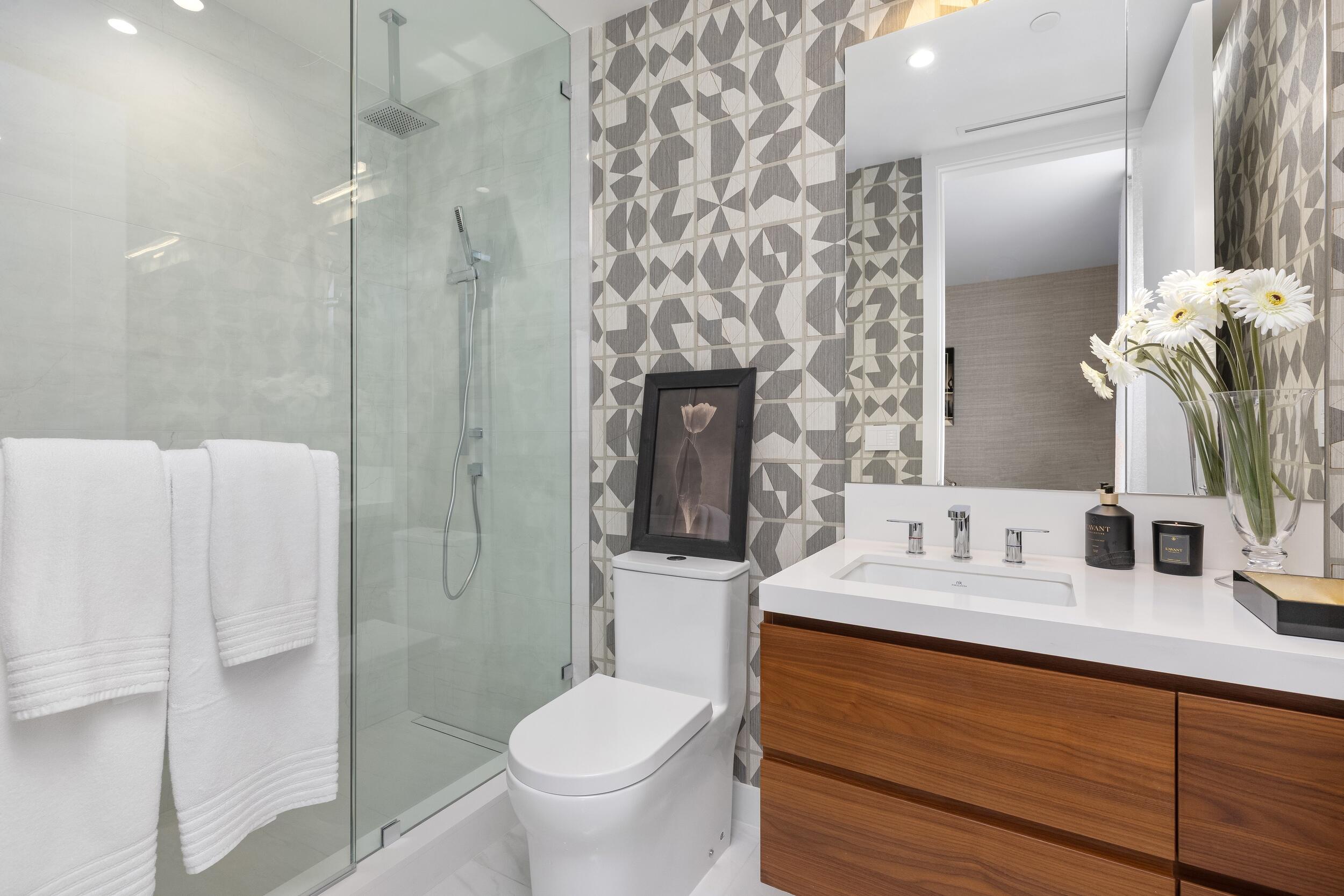 210 SE Mizner #703, Boca Raton FL 33432